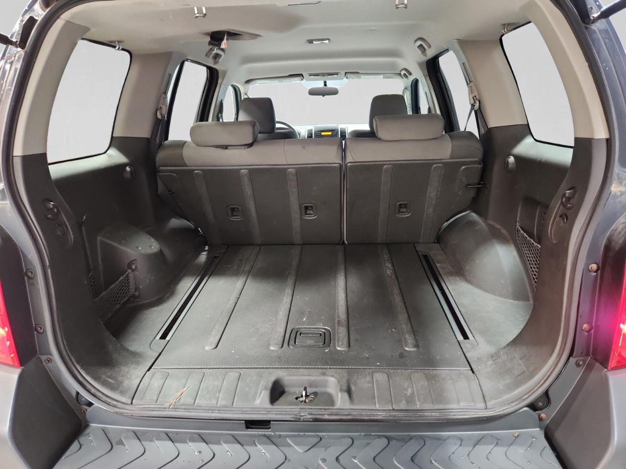 Nissan Xterra S 4WD 2011