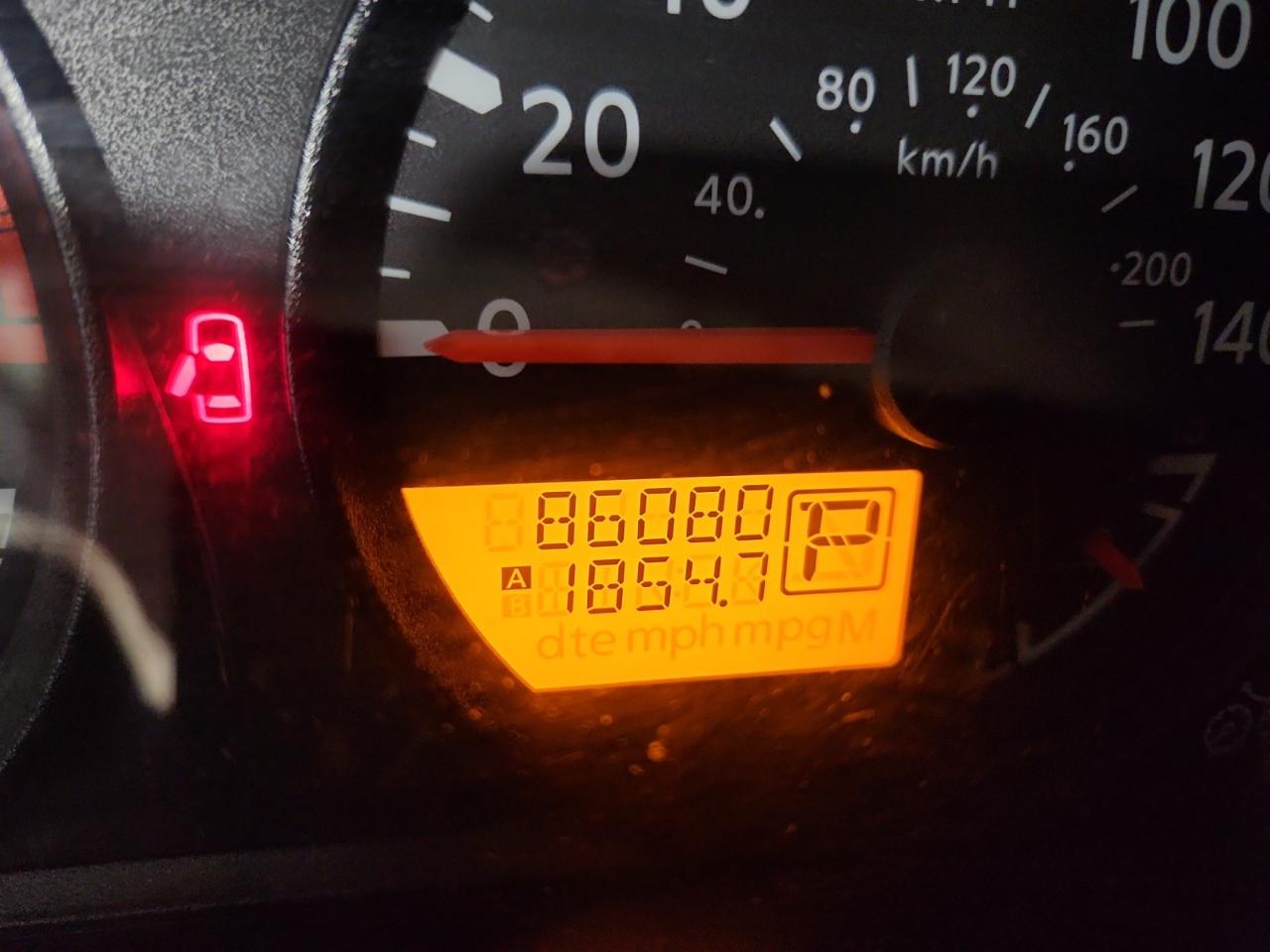 Nissan Xterra S 4WD 2011