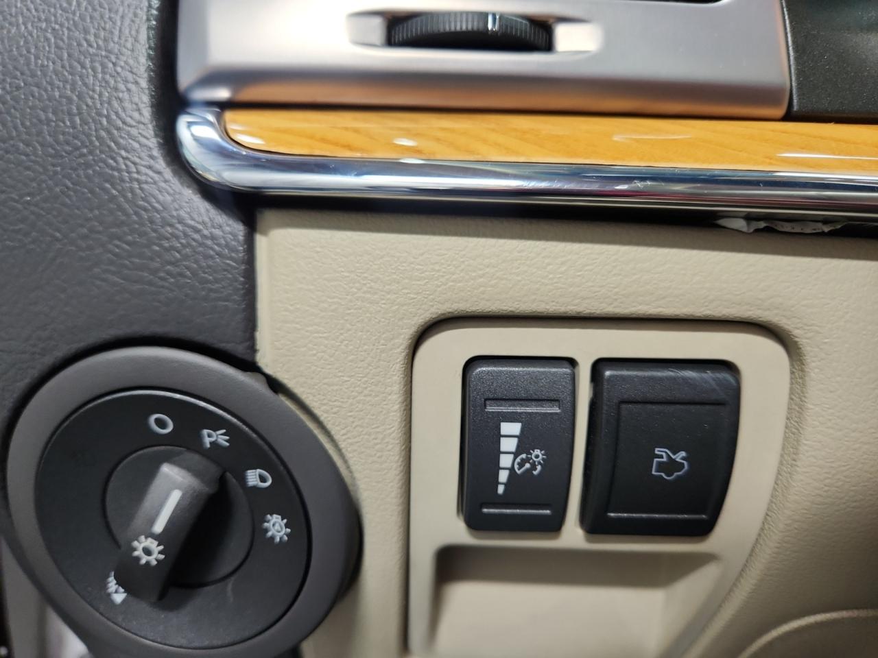 Lincoln MKZ FWD 2012