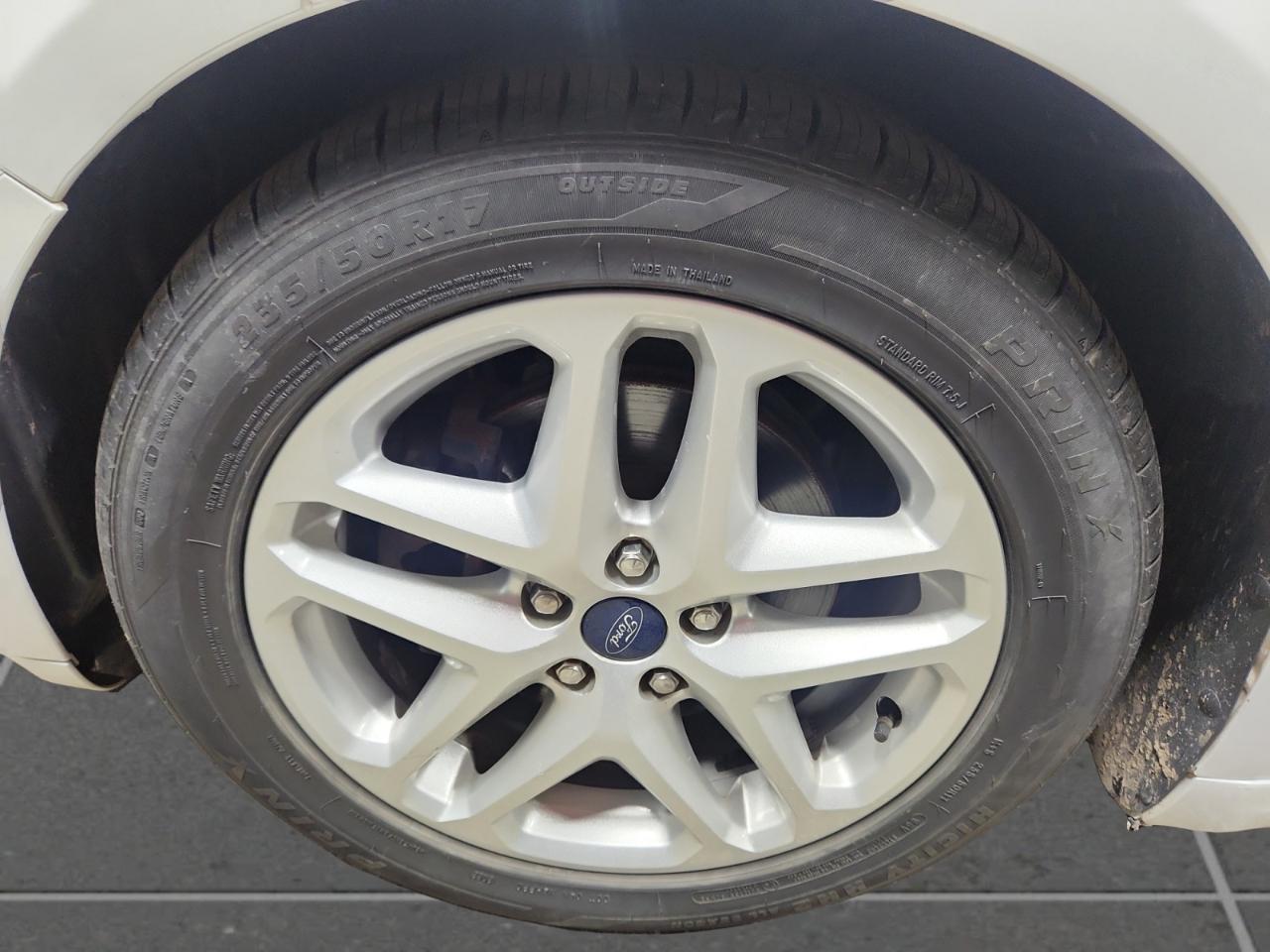 Ford Fusion SE 2016