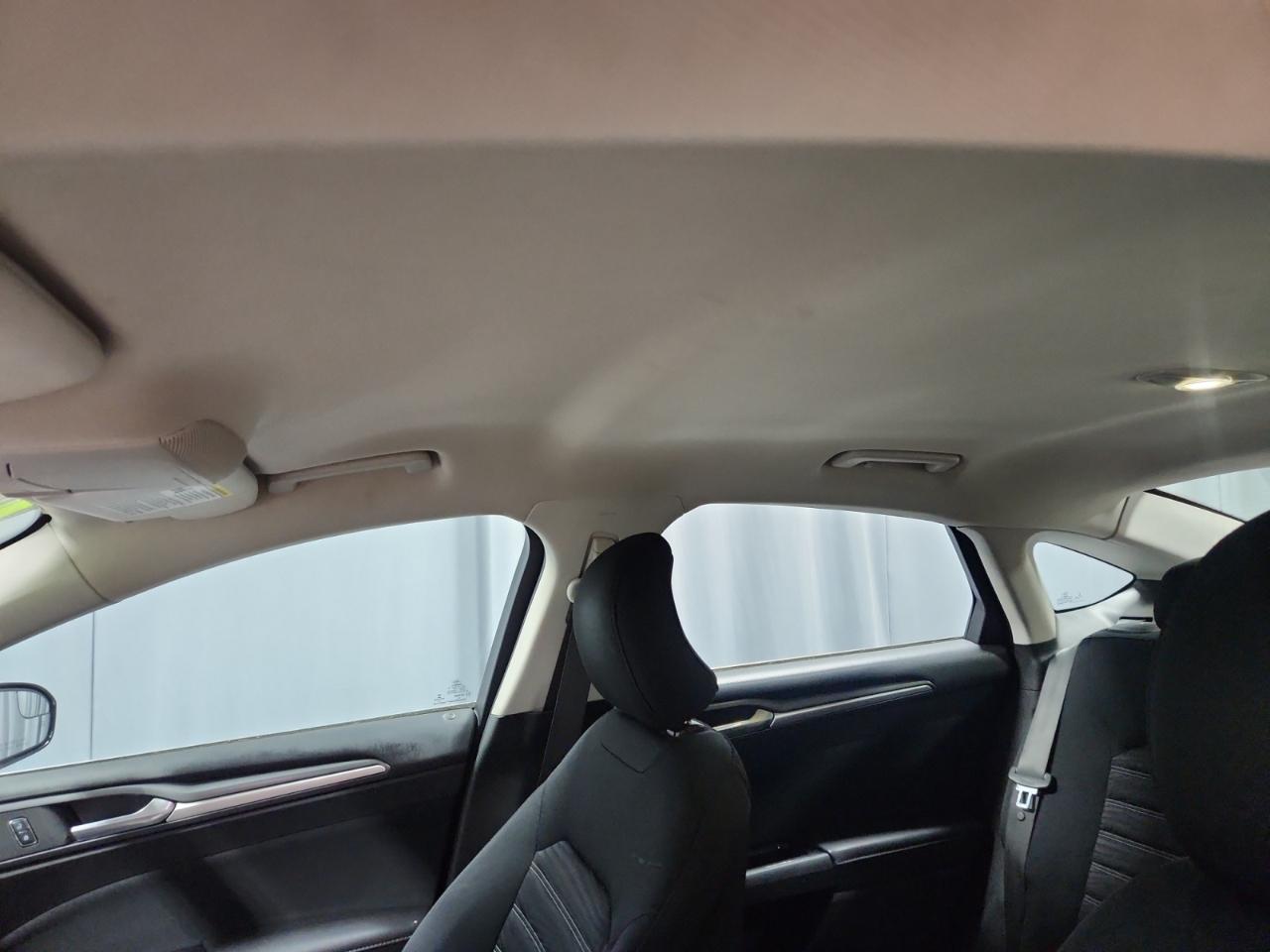 Ford Fusion SE 2016