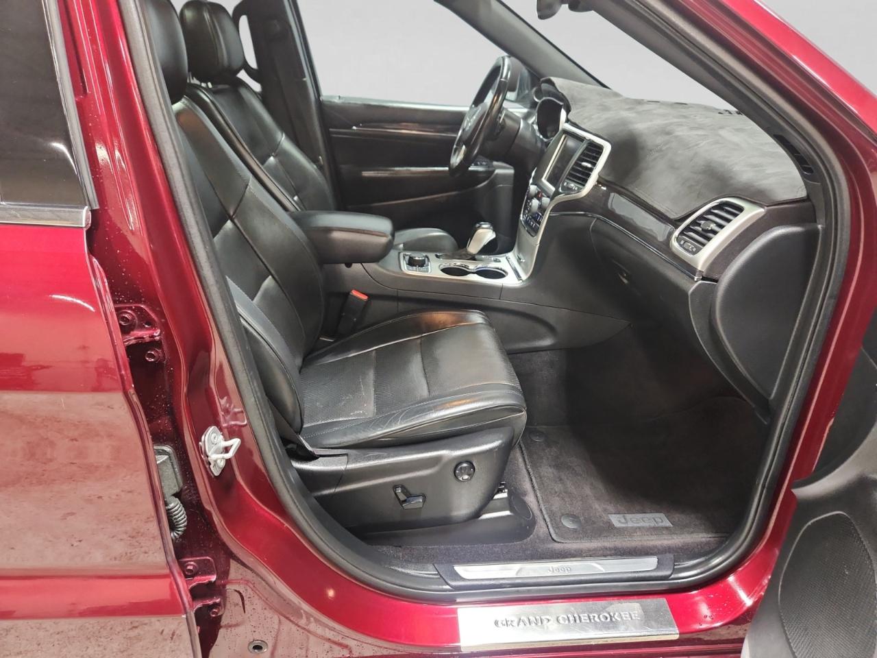 Jeep Grand Cherokee  2016