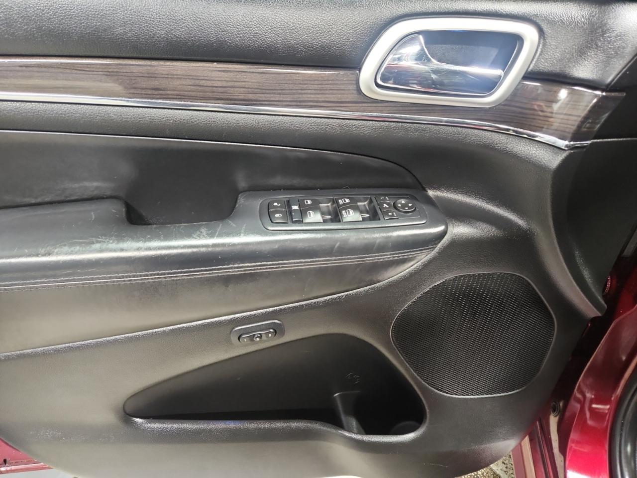 Jeep Grand Cherokee  2016