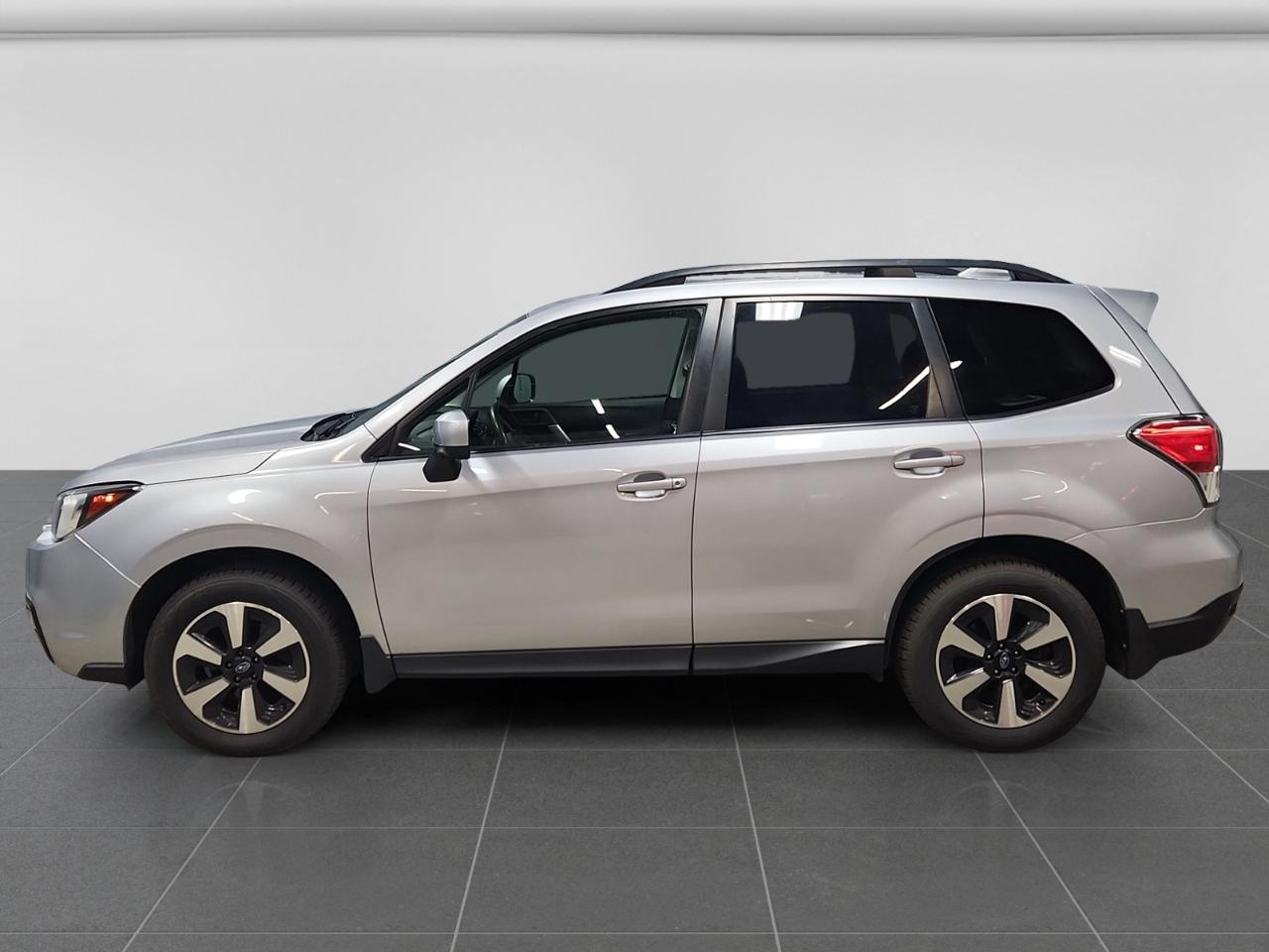 Subaru Forester 2.5i Premium PZEV CVT 2017