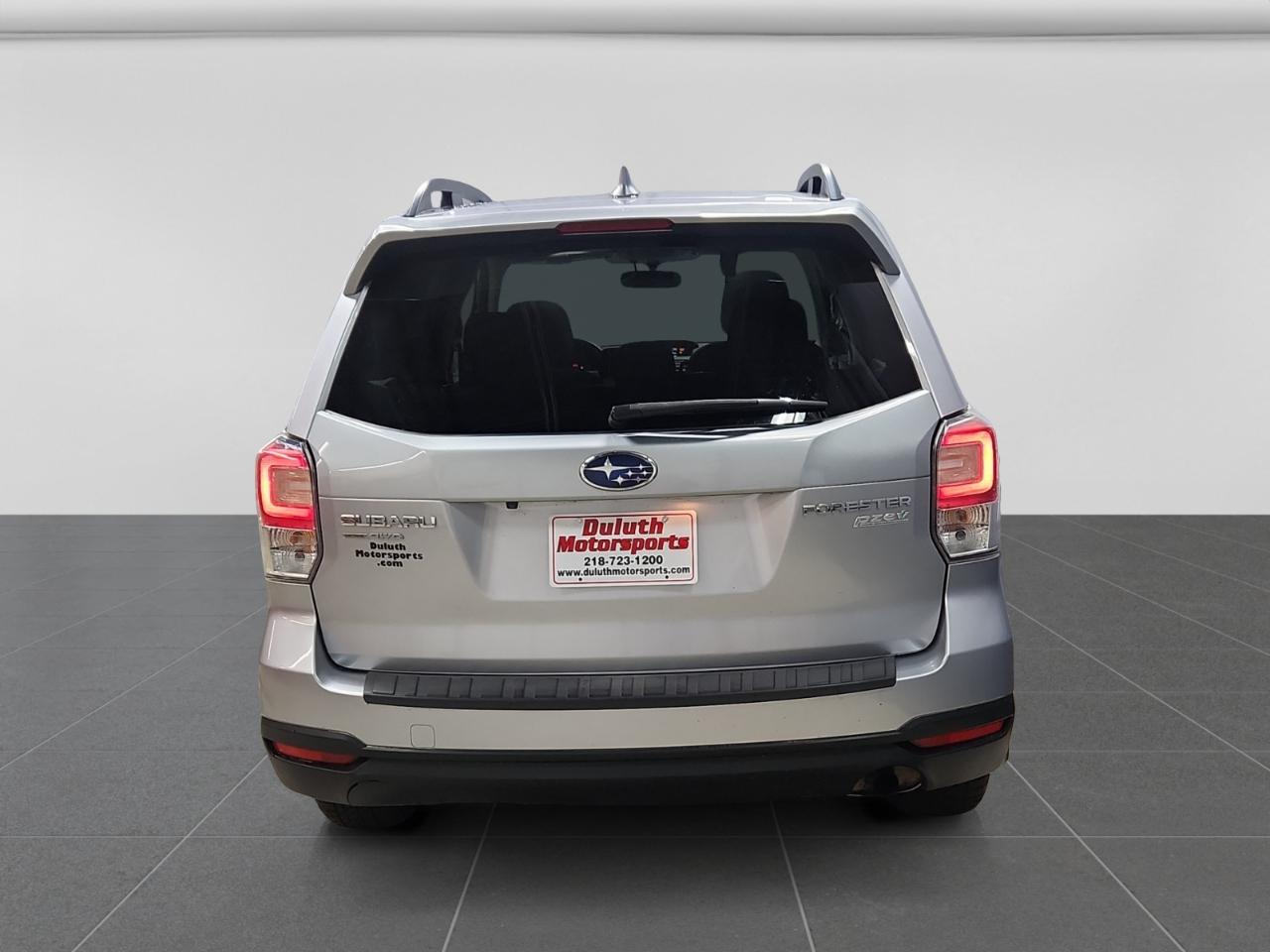Subaru Forester 2.5i Premium PZEV CVT 2017