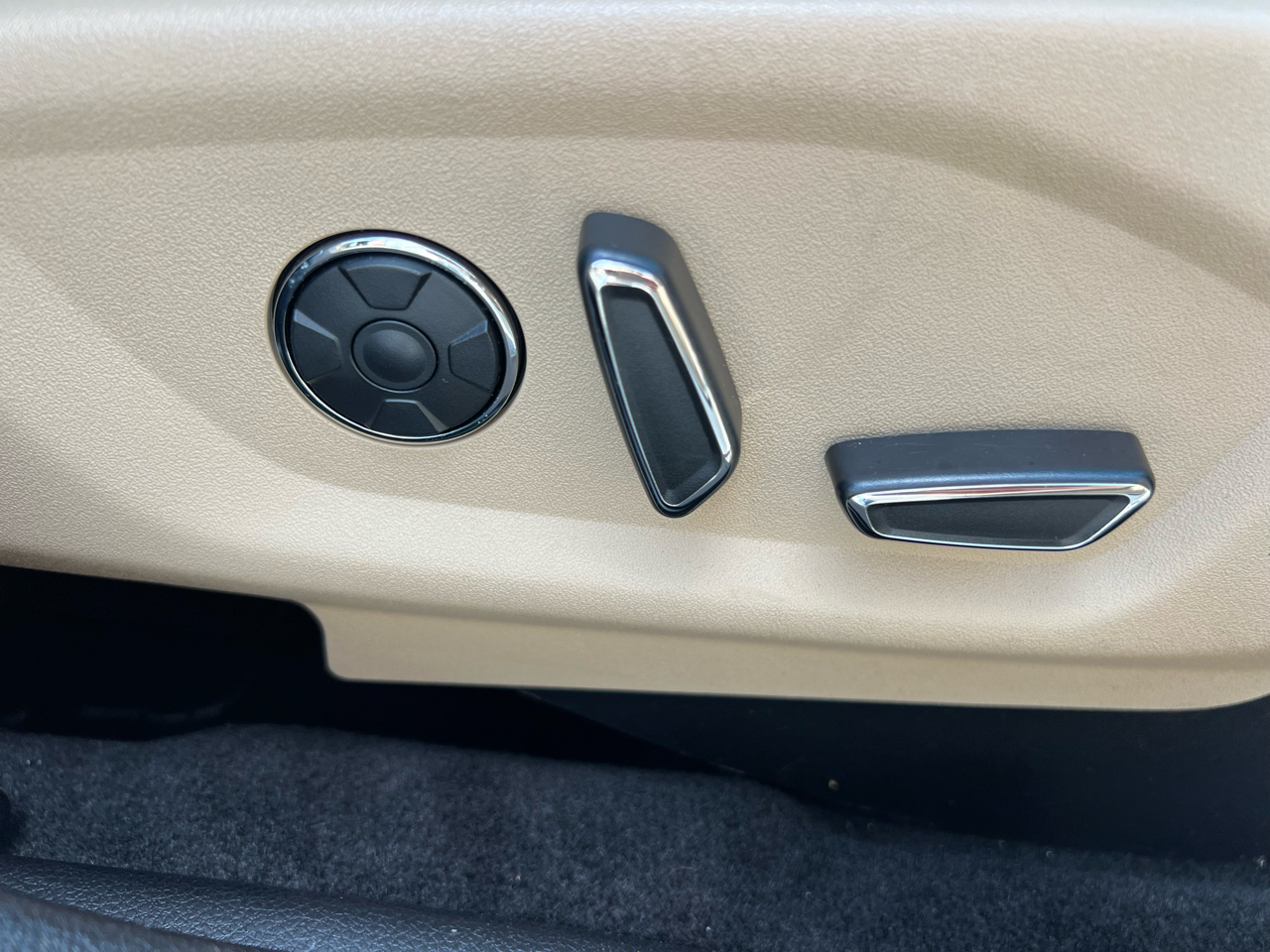 Ford Explorer Limited FWD 2017