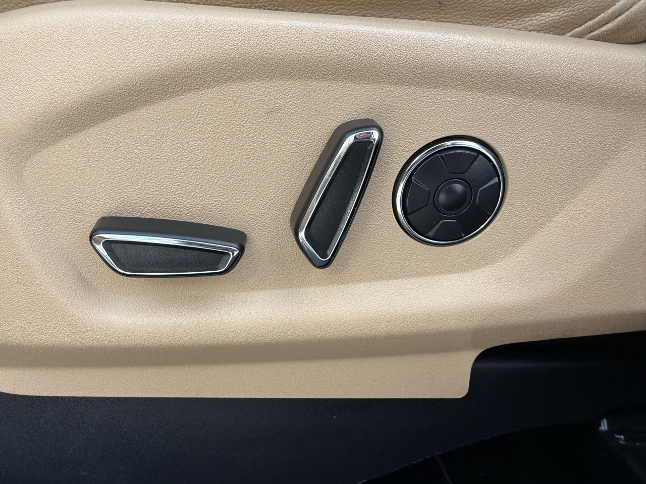 Ford Explorer Limited FWD 2017