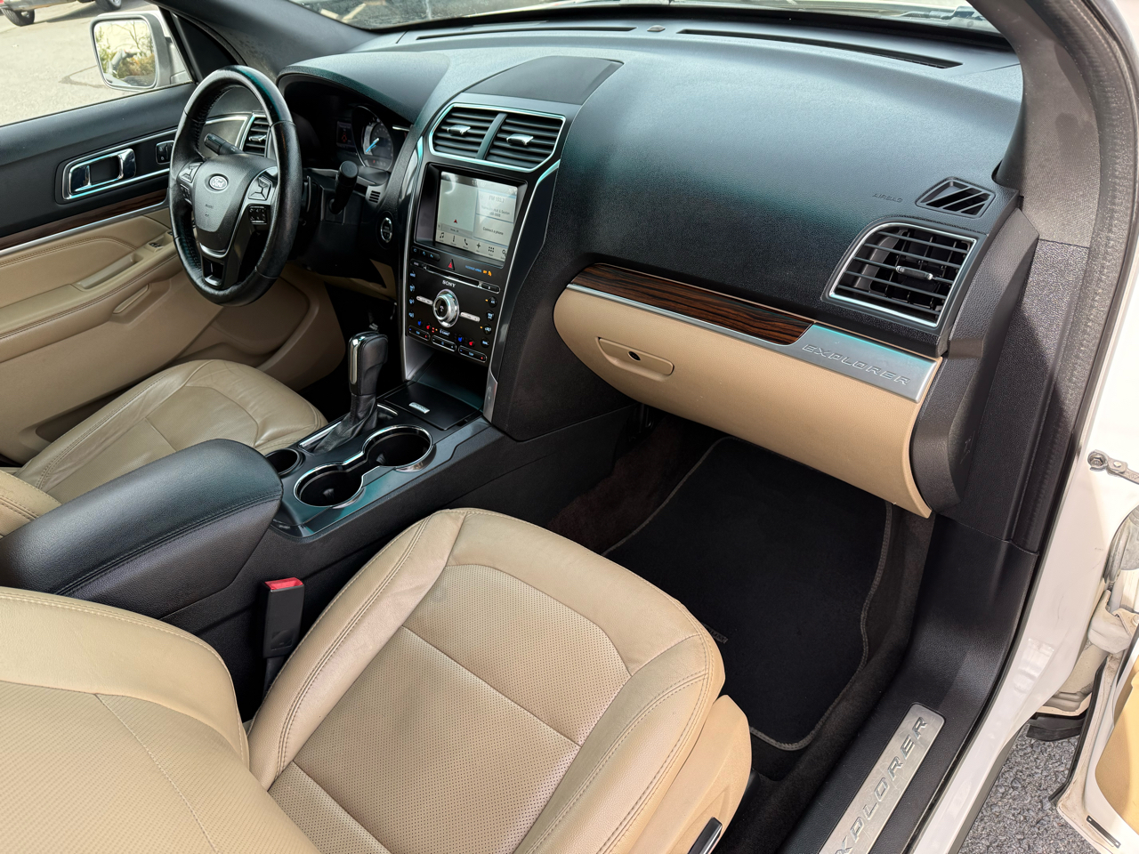 Ford Explorer Limited FWD 2017