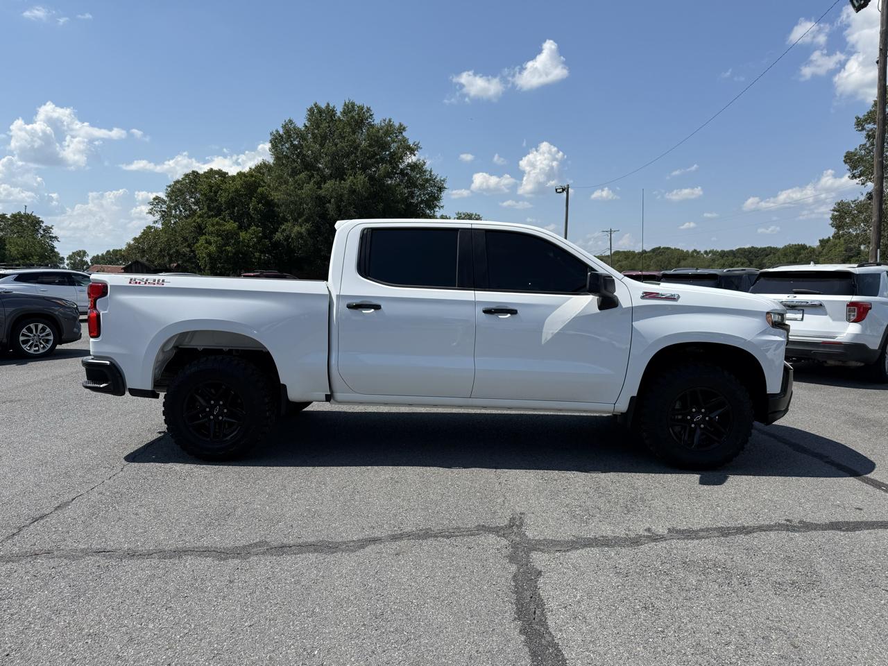 Chevrolet Silverado 1500 LT Trail Boss Crew Cab 4WD 2020