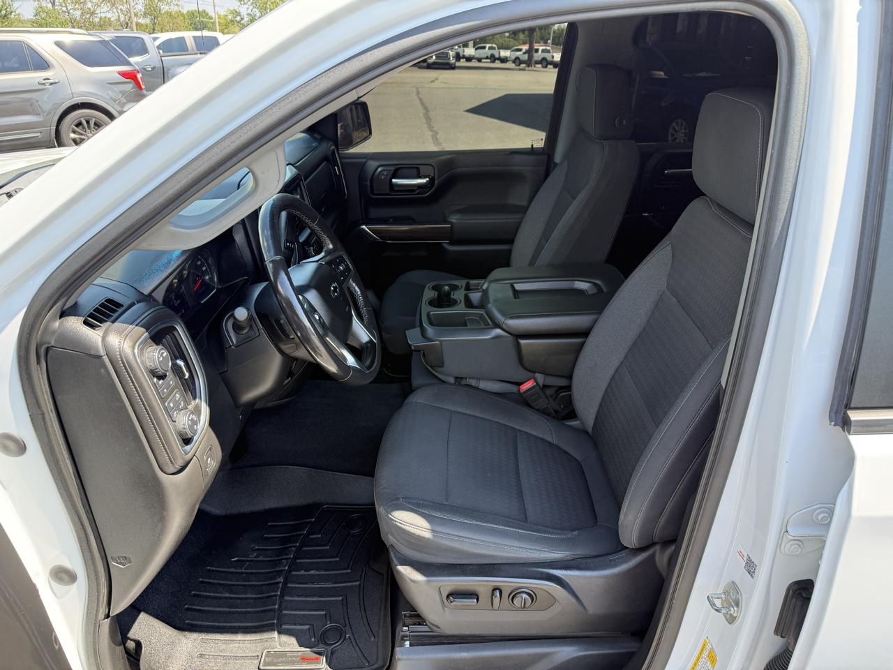 Chevrolet Silverado 1500 LT Trail Boss Crew Cab 4WD 2020