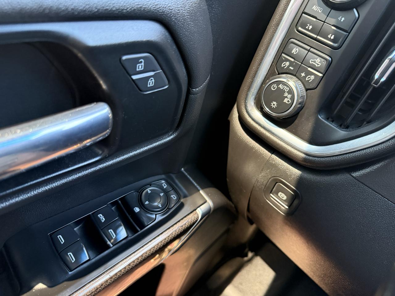 Chevrolet Silverado 1500 LT Trail Boss Crew Cab 4WD 2020