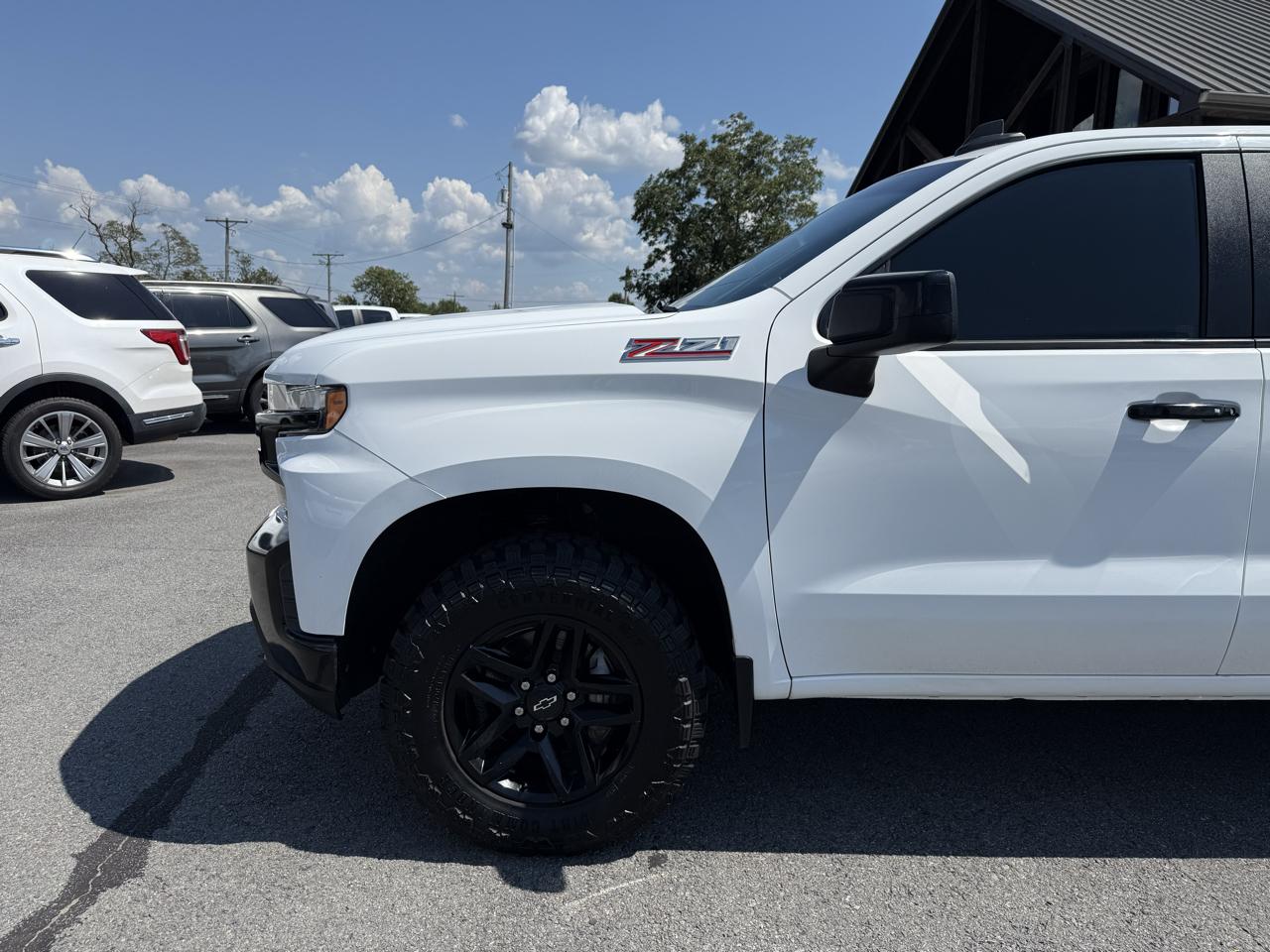 Chevrolet Silverado 1500 LT Trail Boss Crew Cab 4WD 2020
