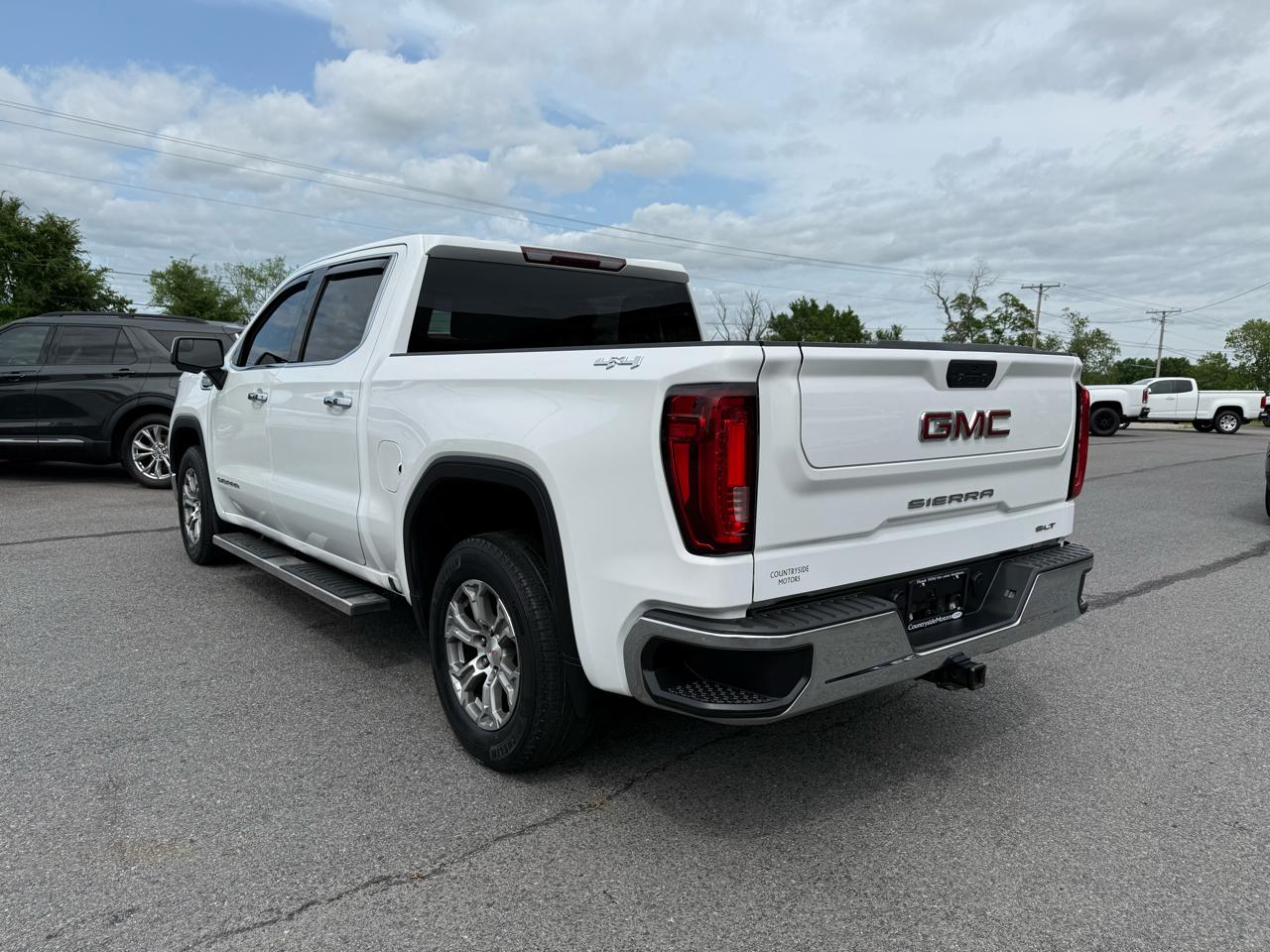 GMC Sierra 1500 SLT Crew Cab 4WD 2020