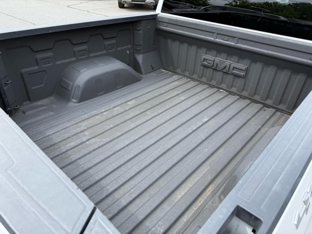 GMC Sierra 1500 SLT Crew Cab 4WD 2020