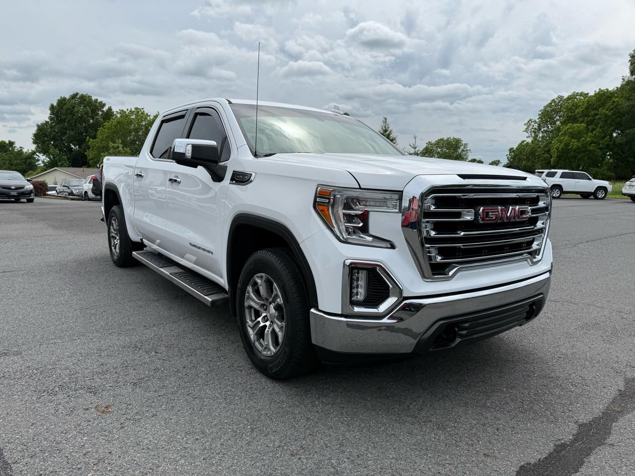 GMC Sierra 1500 SLT Crew Cab 4WD 2020