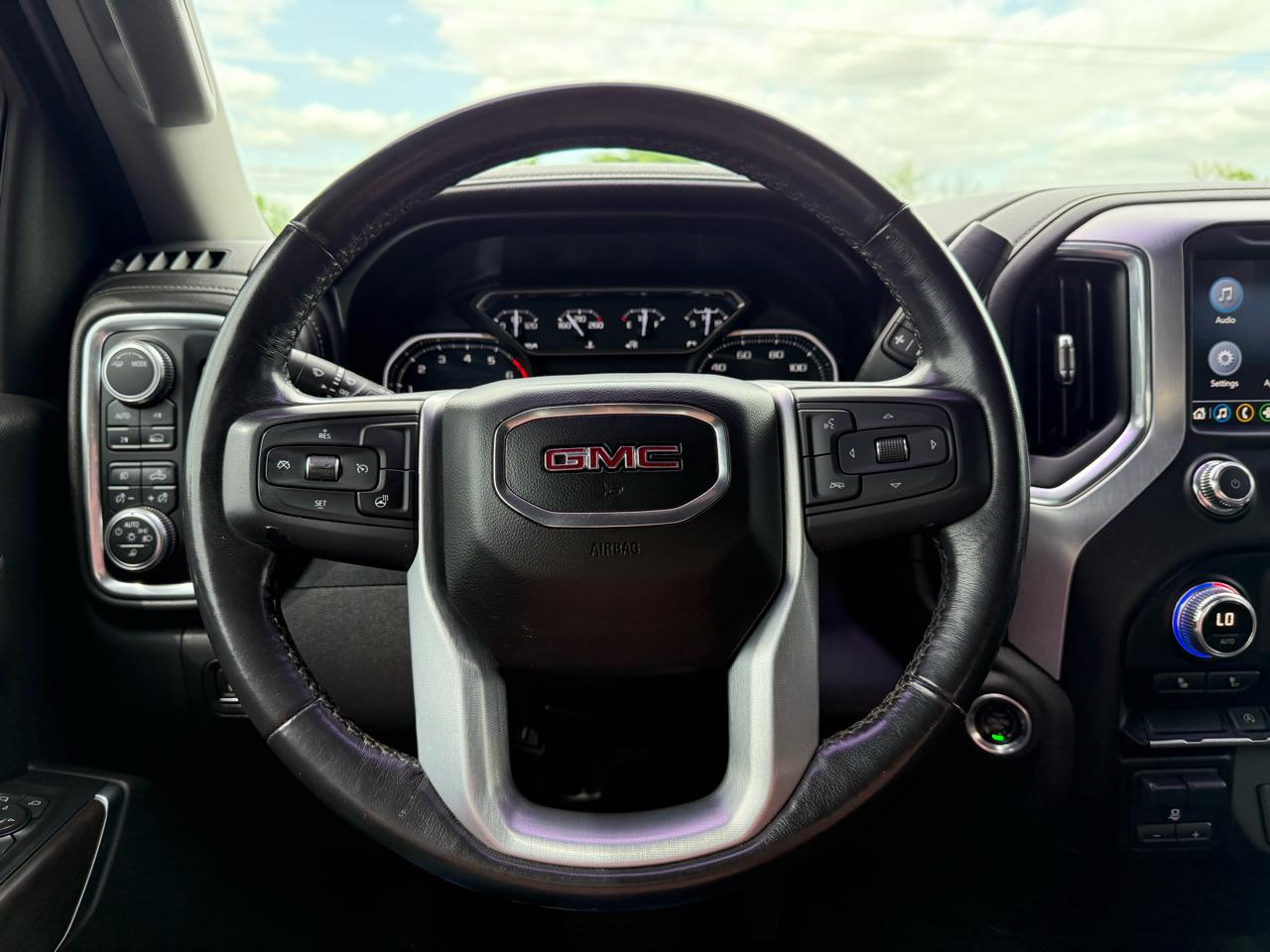 GMC Sierra 1500 SLT Crew Cab 4WD 2020