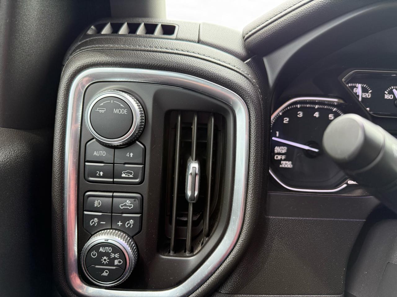 GMC Sierra 1500 SLT Crew Cab 4WD 2020