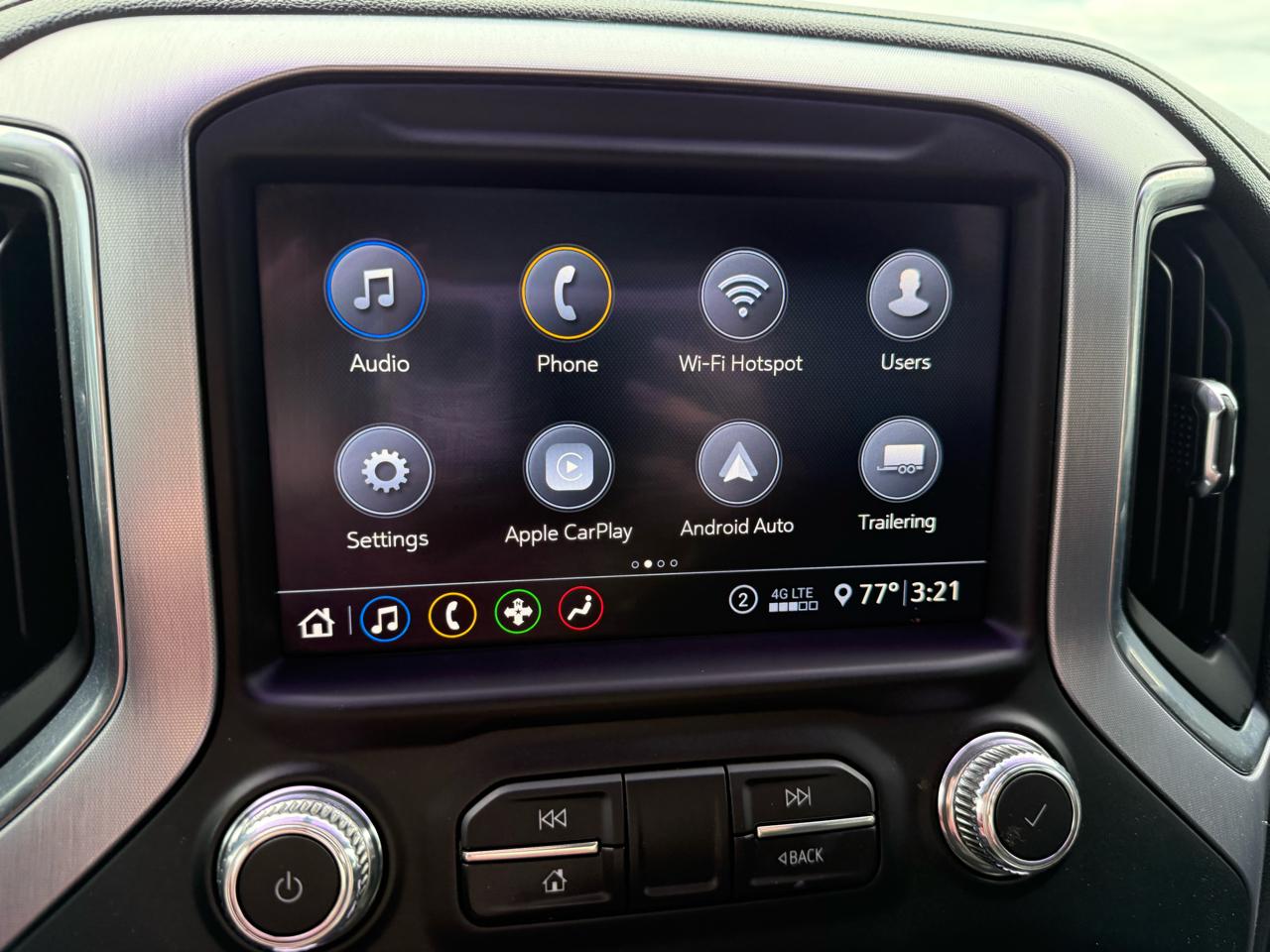 GMC Sierra 1500 SLT Crew Cab 4WD 2020