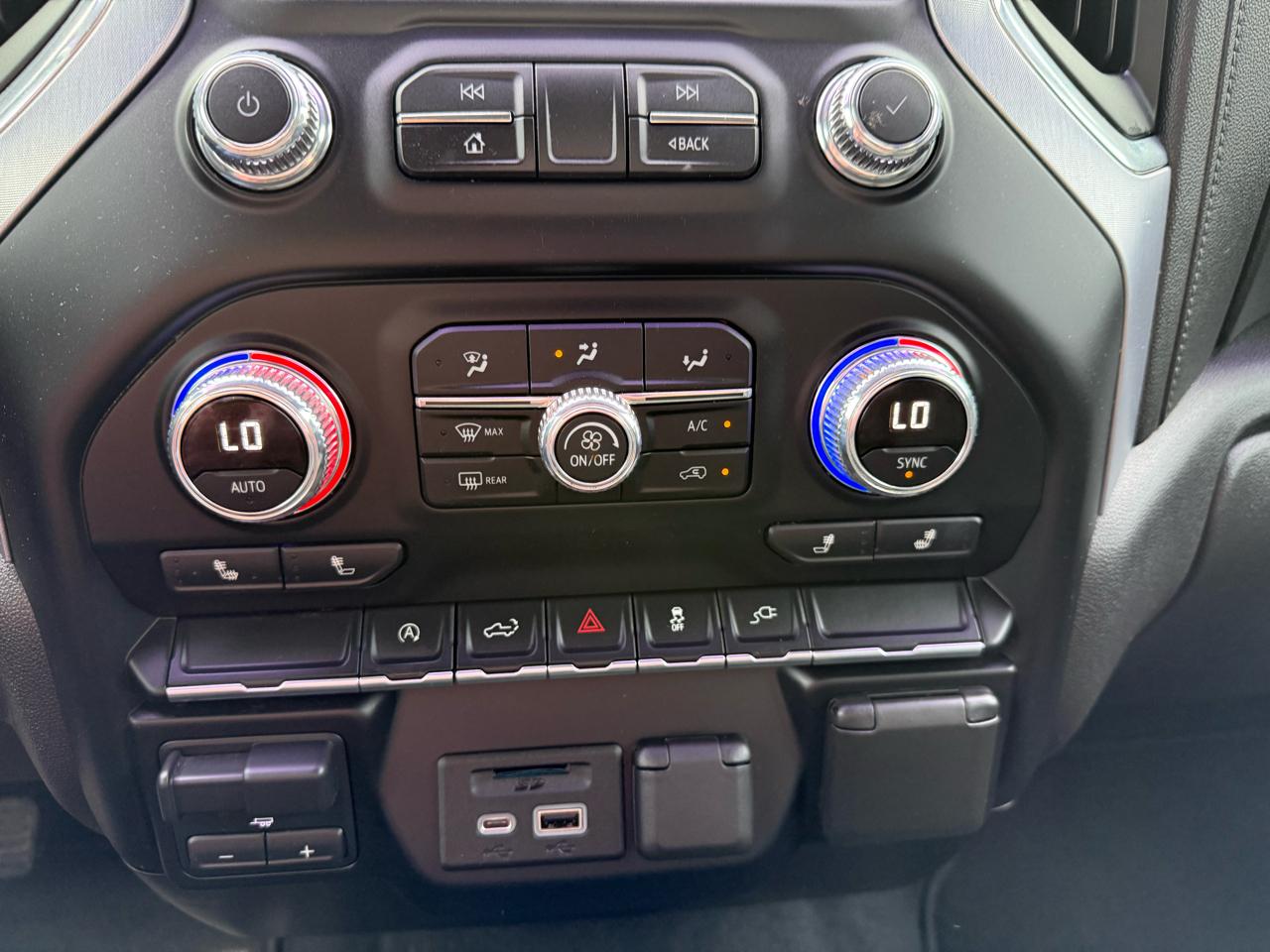 GMC Sierra 1500 SLT Crew Cab 4WD 2020