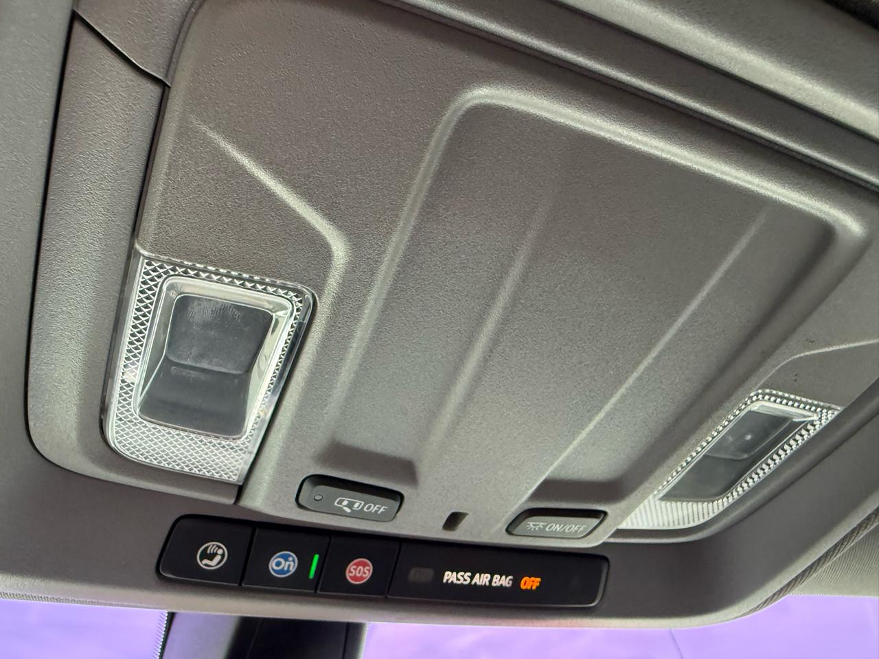 GMC Sierra 1500 SLT Crew Cab 4WD 2020