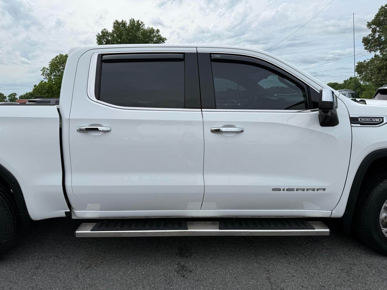 GMC Sierra 1500 SLT Crew Cab 4WD 2020