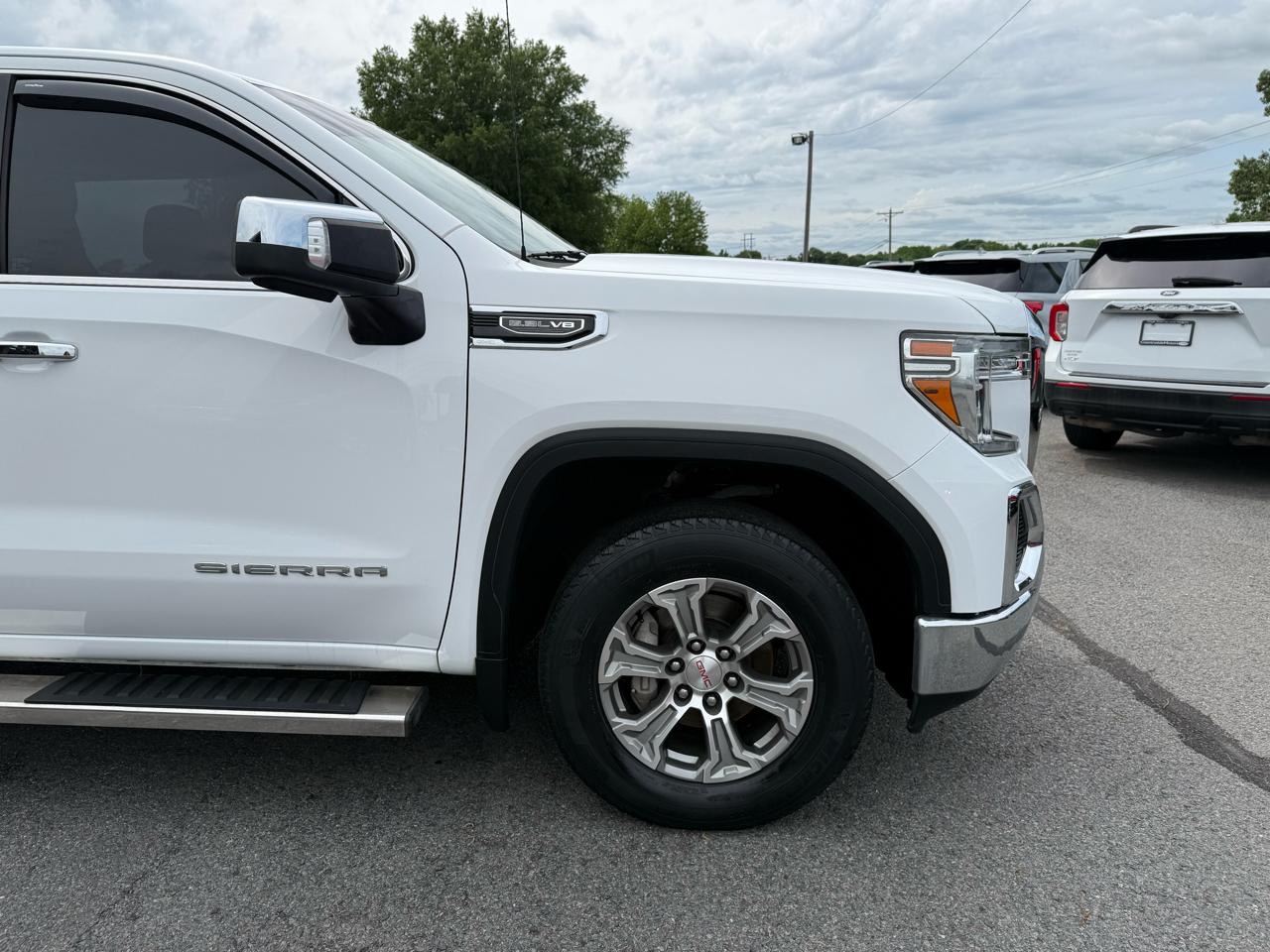 GMC Sierra 1500 SLT Crew Cab 4WD 2020
