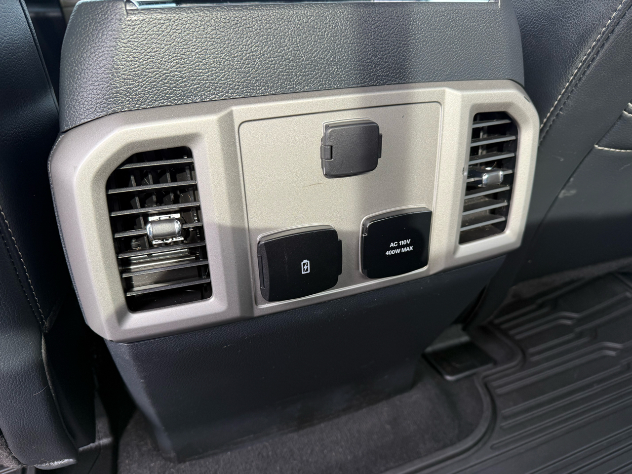 Ford F-250 SD Lariat Crew Cab 4WD 2022