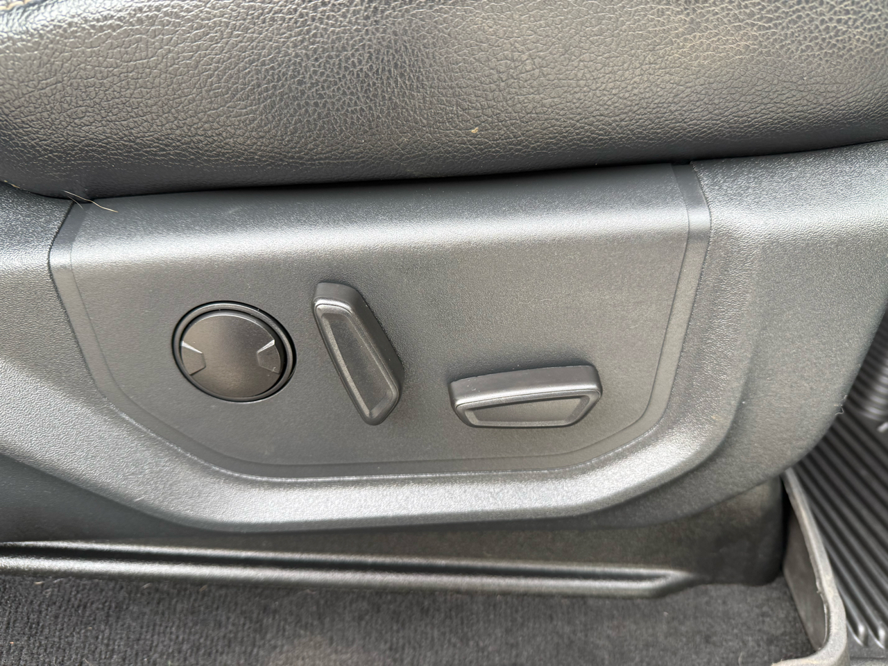 Ford F-250 SD Lariat Crew Cab 4WD 2022