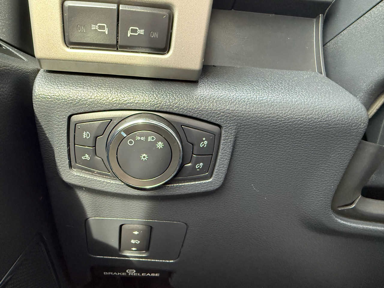 Ford F-250 SD Lariat Crew Cab 4WD 2022