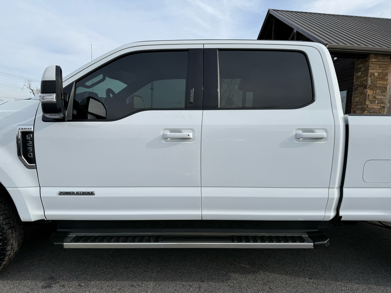 Ford F-250 SD Lariat Crew Cab 4WD 2022