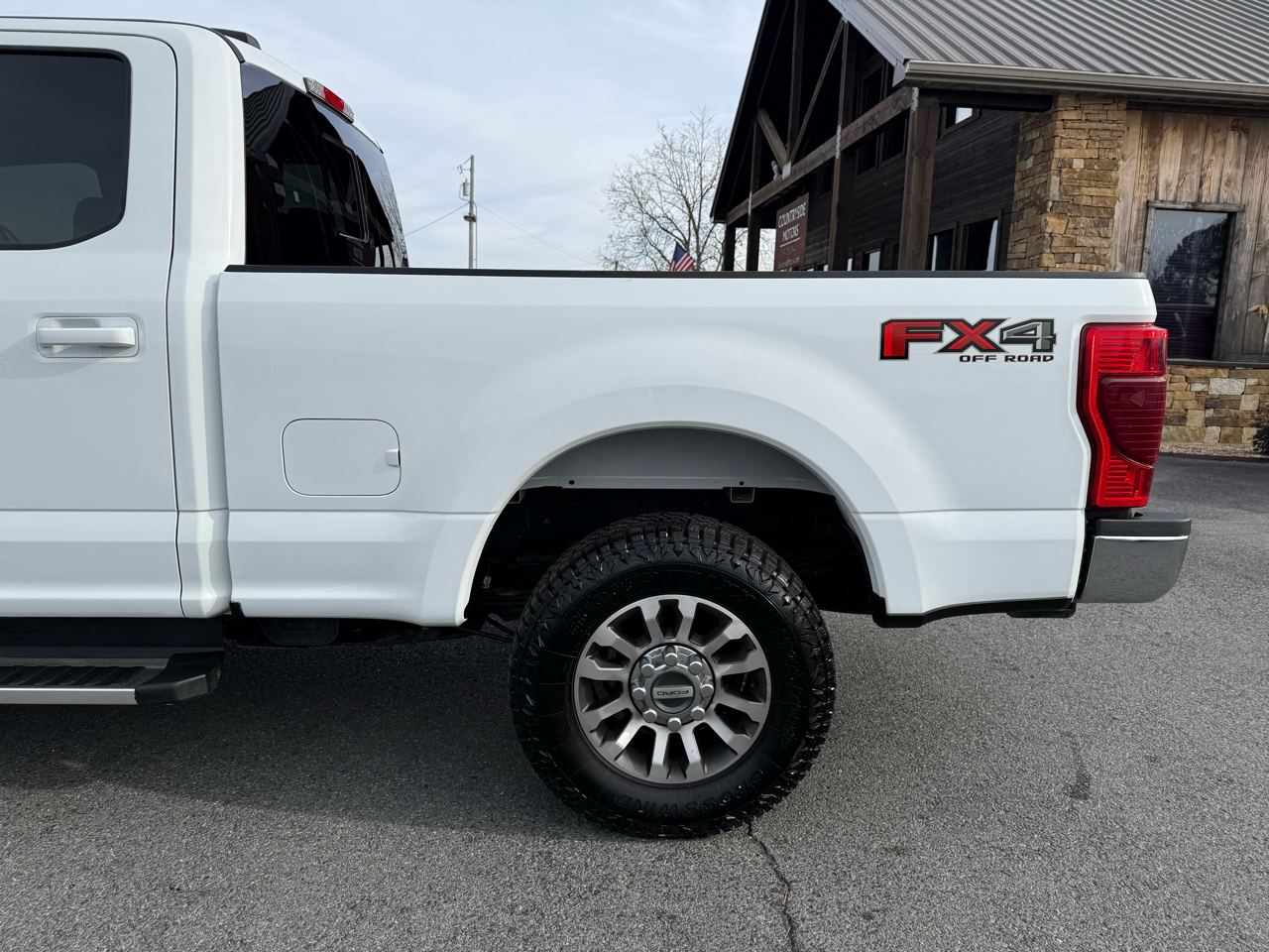 Ford F-250 SD Lariat Crew Cab 4WD 2022