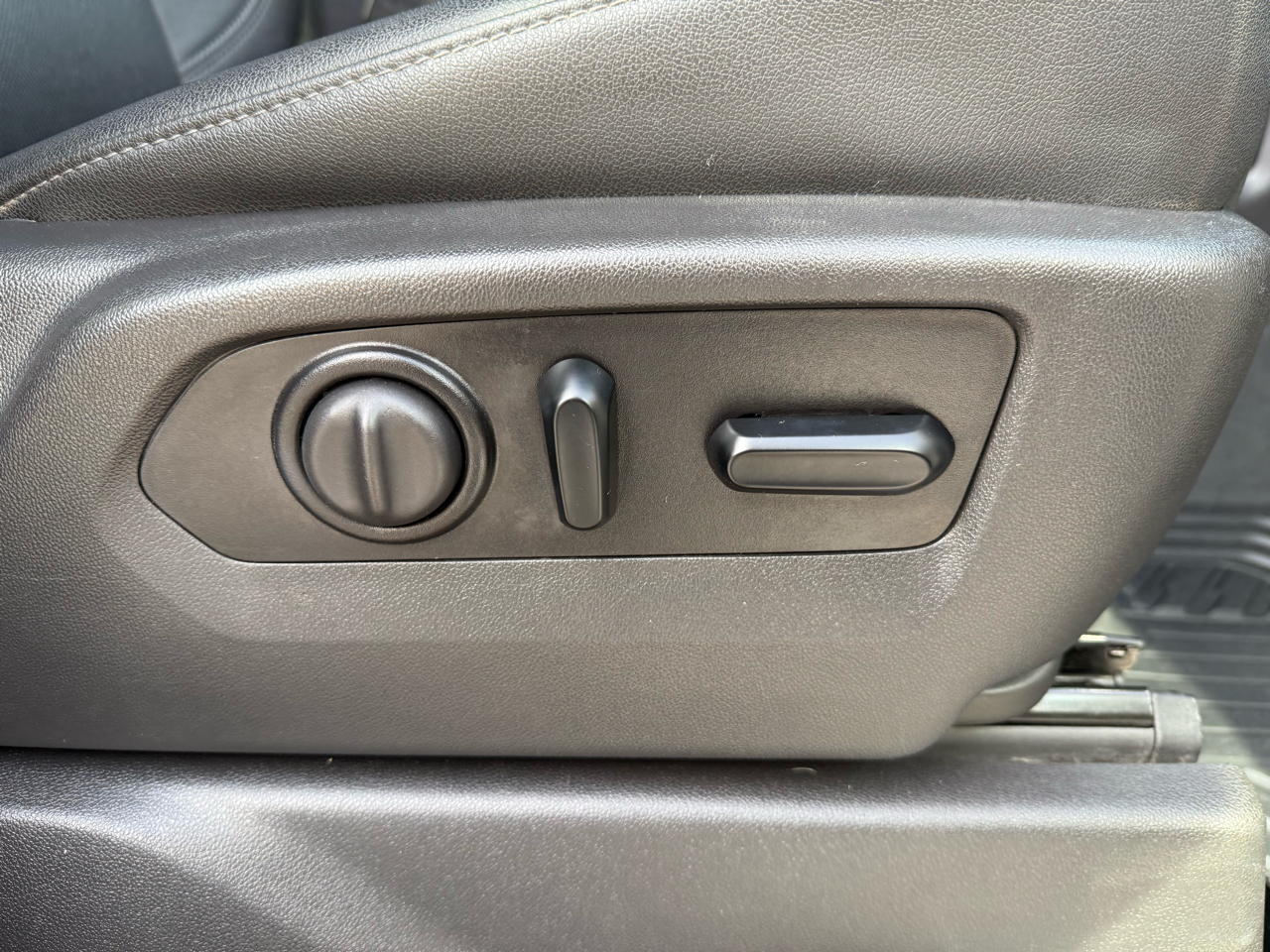 Chevrolet Silverado 1500 LTZ Crew Cab 4WD 2021