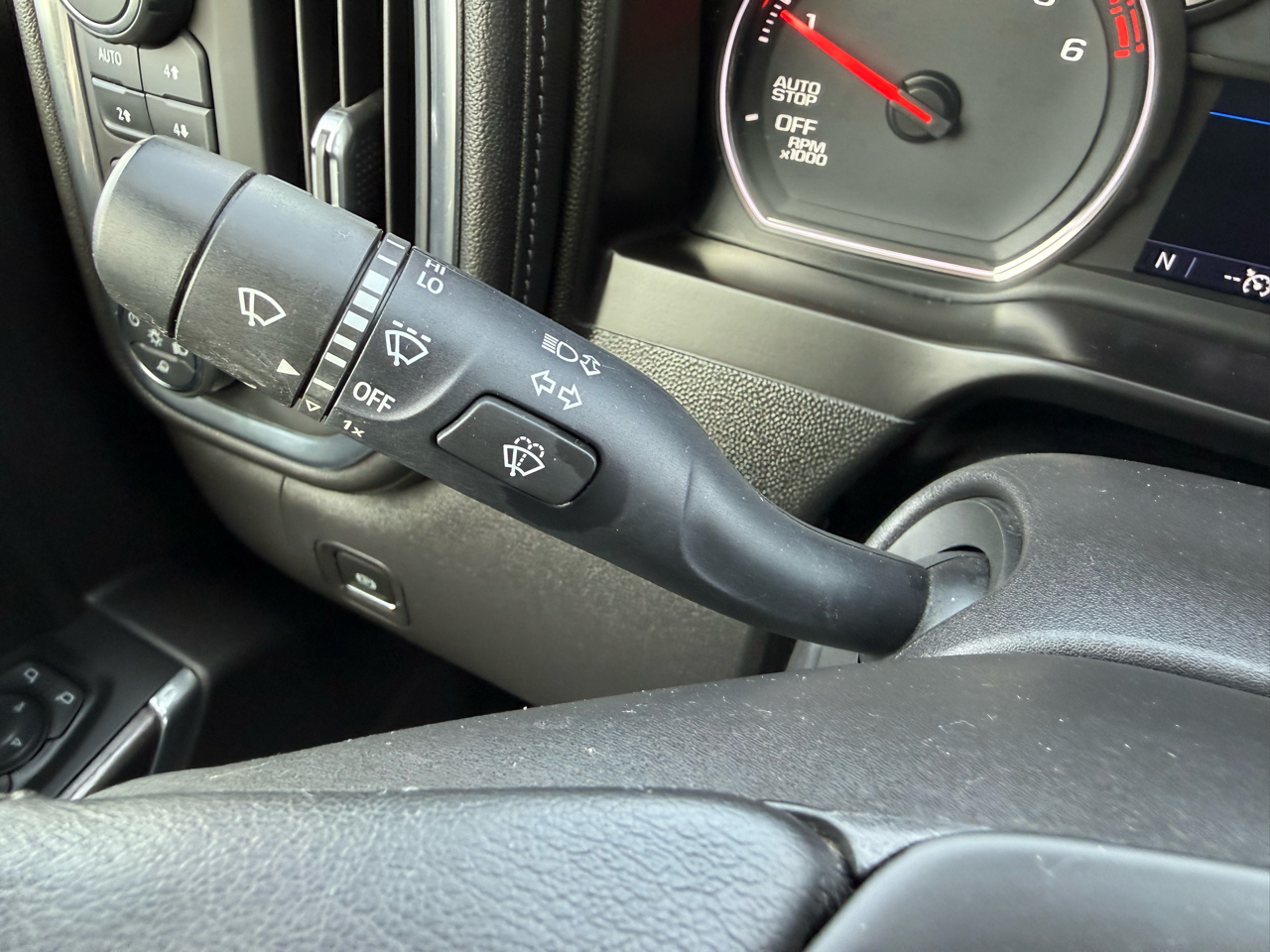 Chevrolet Silverado 1500 LTZ Crew Cab 4WD 2021