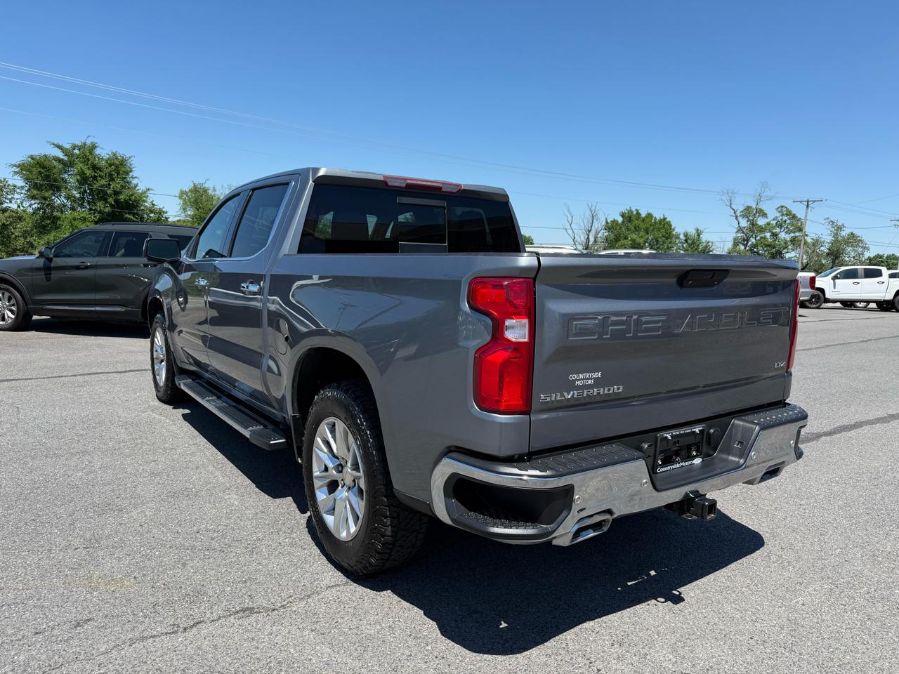 Chevrolet Silverado 1500 LTZ Crew Cab 4WD 2021