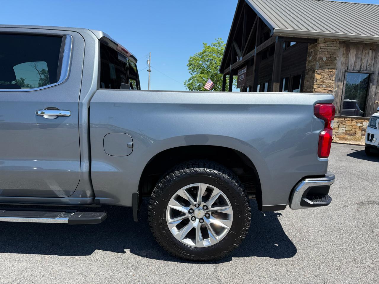 Chevrolet Silverado 1500 LTZ Crew Cab 4WD 2021