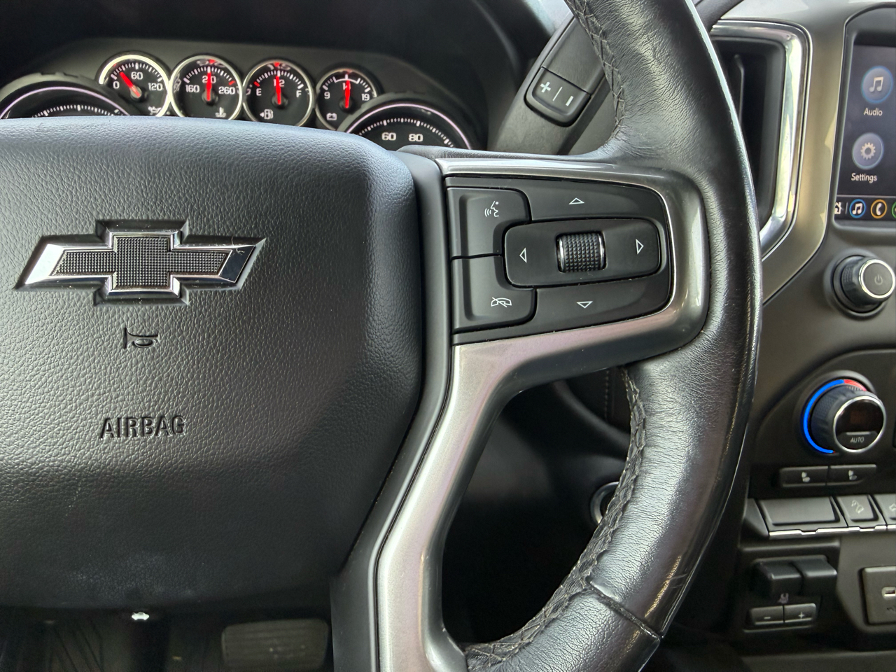 Chevrolet Silverado 1500 RST Crew Cab 4WD 2021