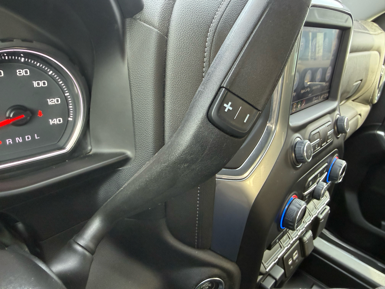 Chevrolet Silverado 1500 RST Crew Cab 4WD 2021