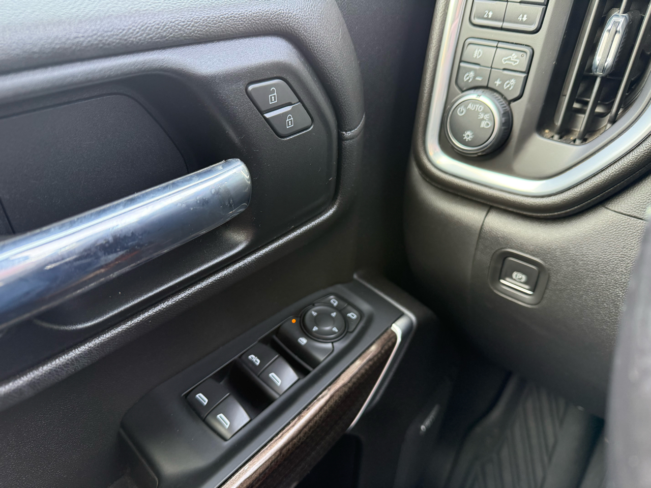 Chevrolet Silverado 1500 RST Crew Cab 4WD 2021