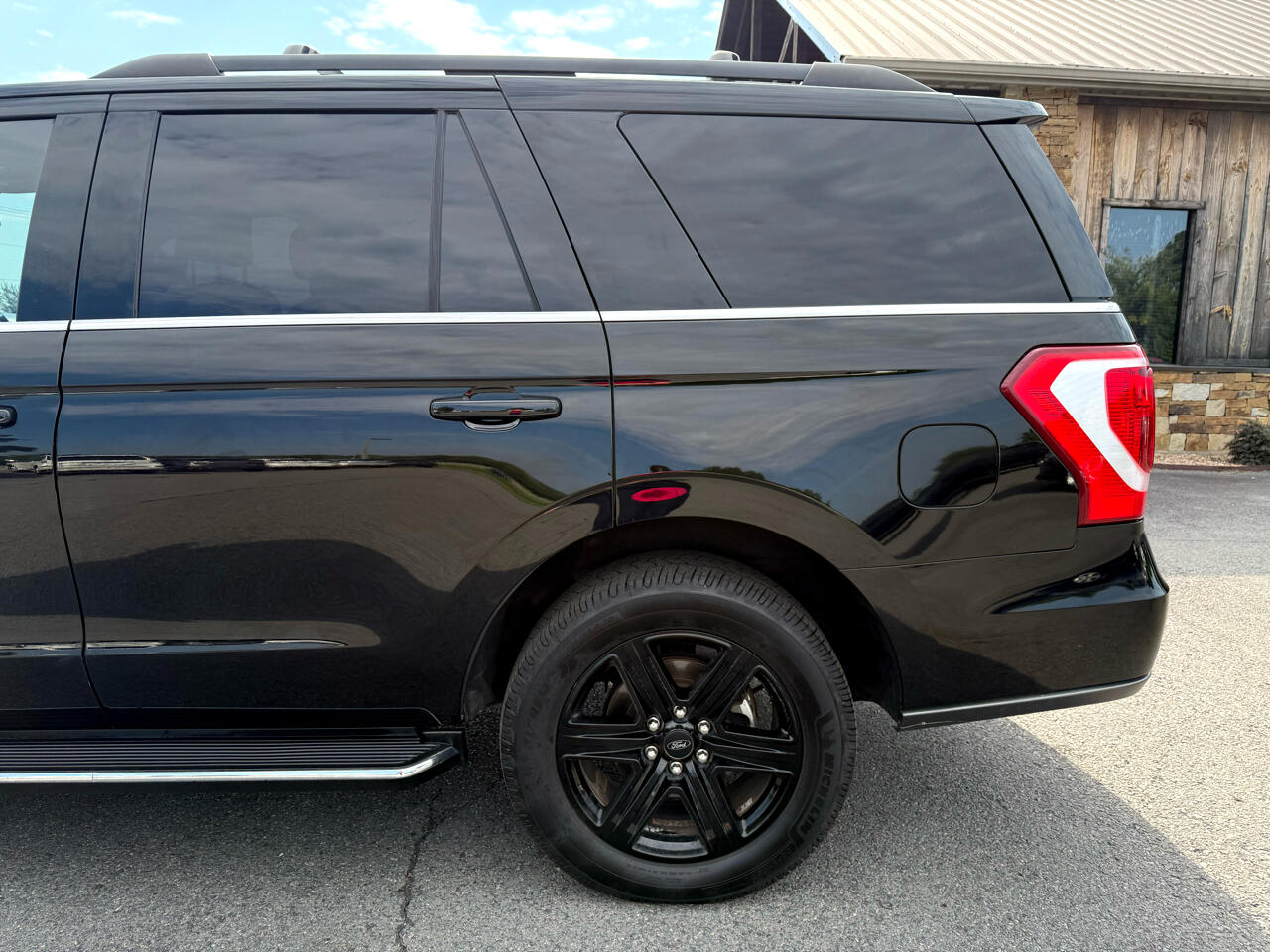 2020 Ford Expedition XLT photo 38