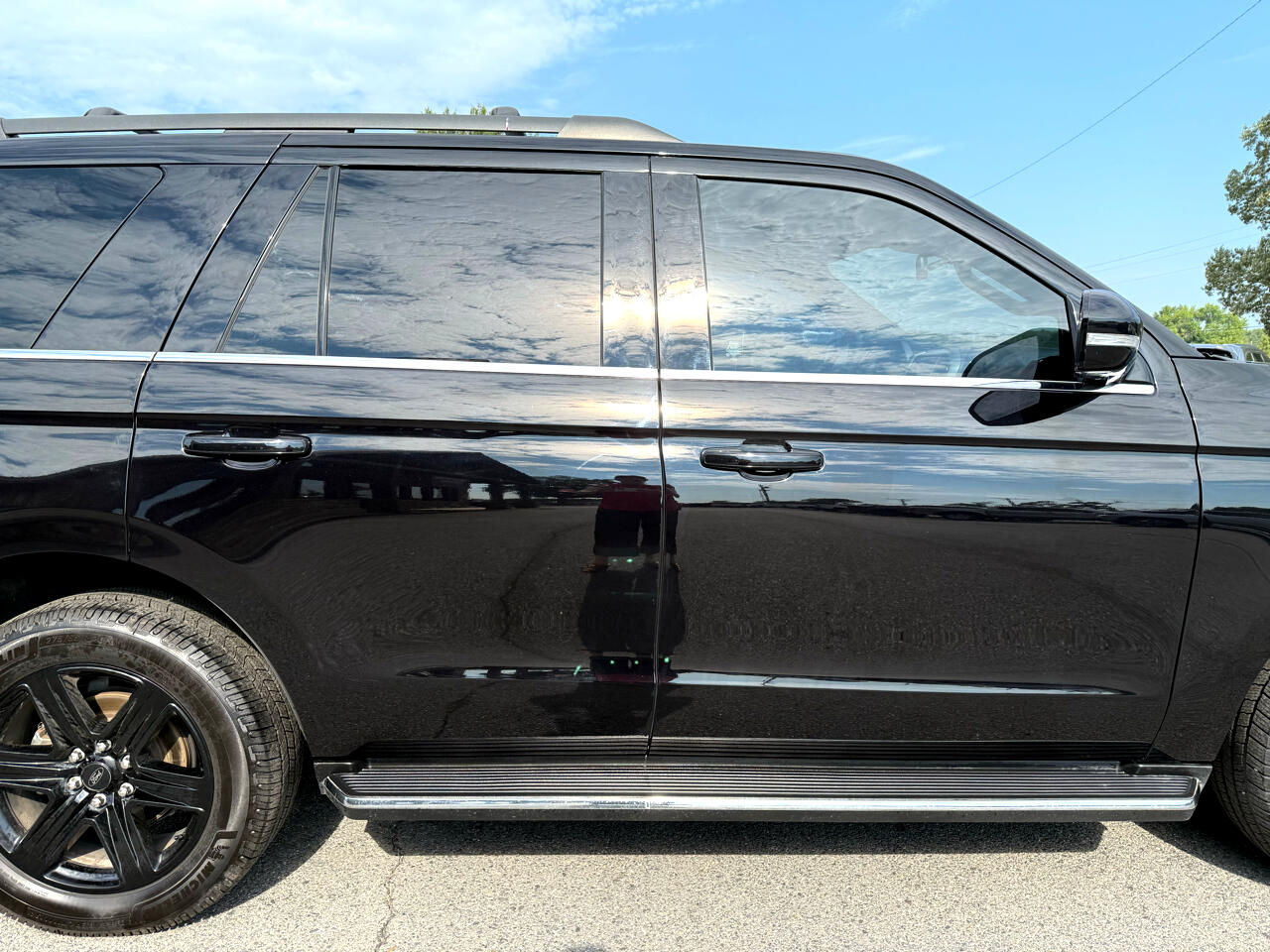2020 Ford Expedition XLT photo 40
