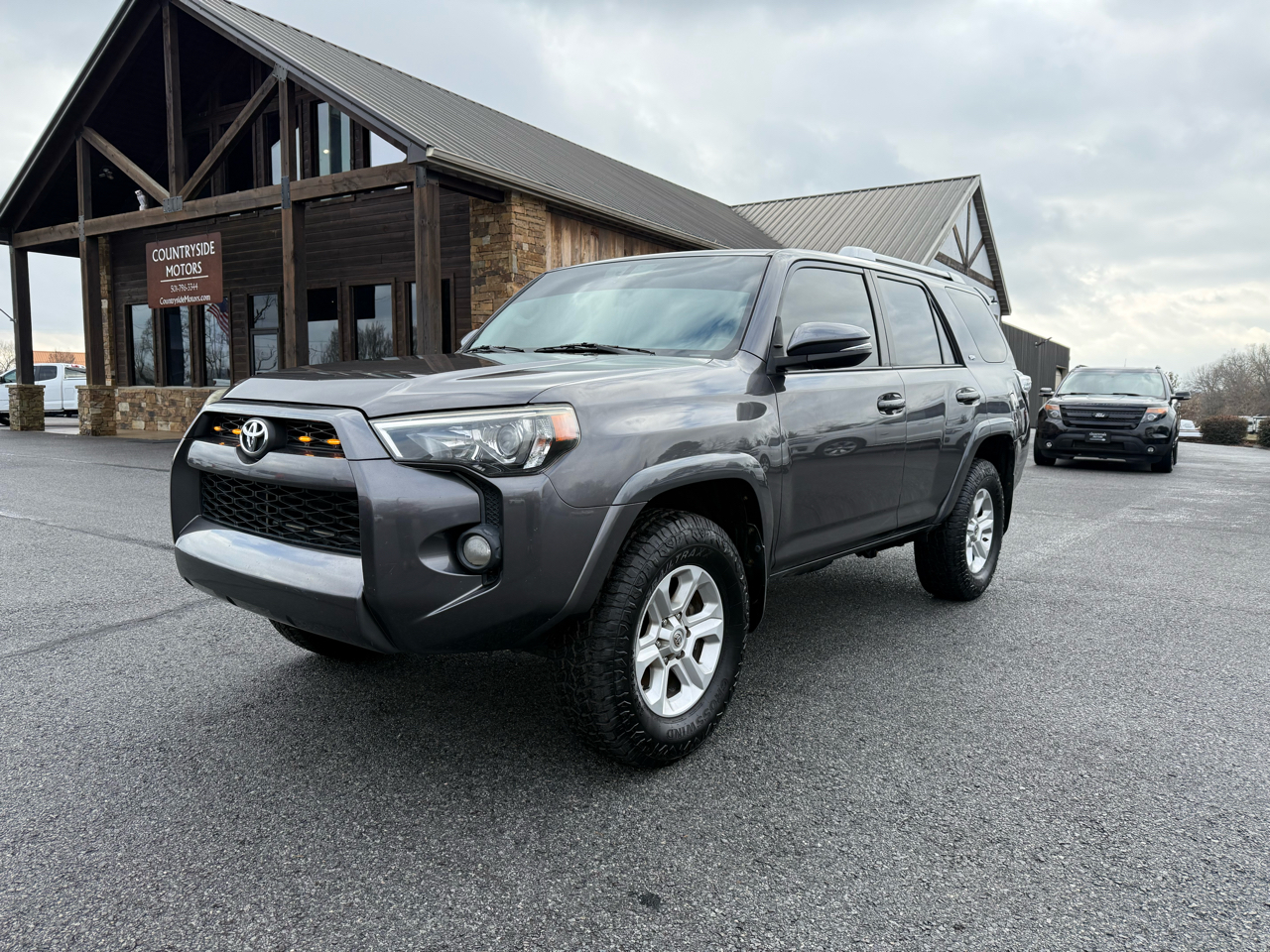 Toyota 4Runner SR5 Premium 2WD (Natl) 2017