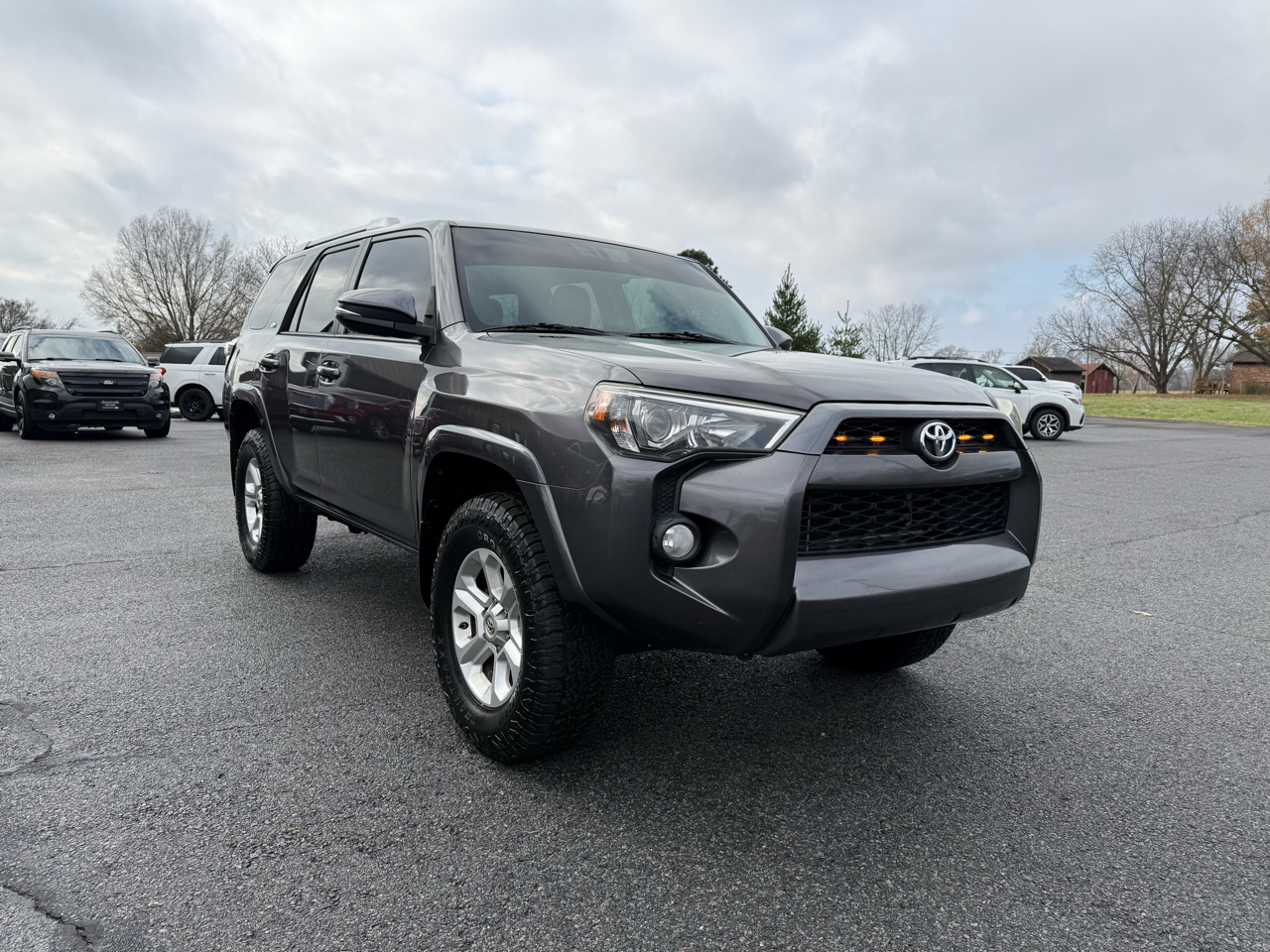 Toyota 4Runner SR5 Premium 2WD (Natl) 2017