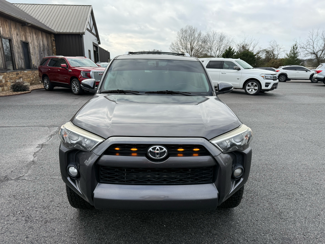 Toyota 4Runner SR5 Premium 2WD (Natl) 2017