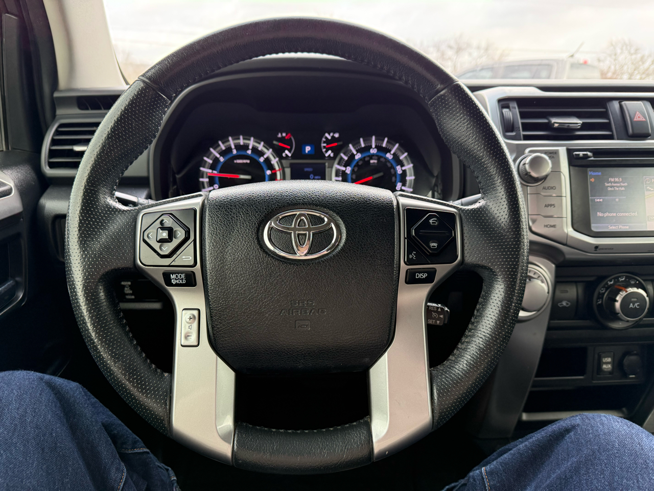 Toyota 4Runner SR5 Premium 2WD (Natl) 2017