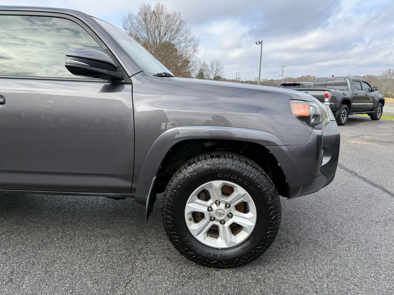 Toyota 4Runner SR5 Premium 2WD (Natl) 2017