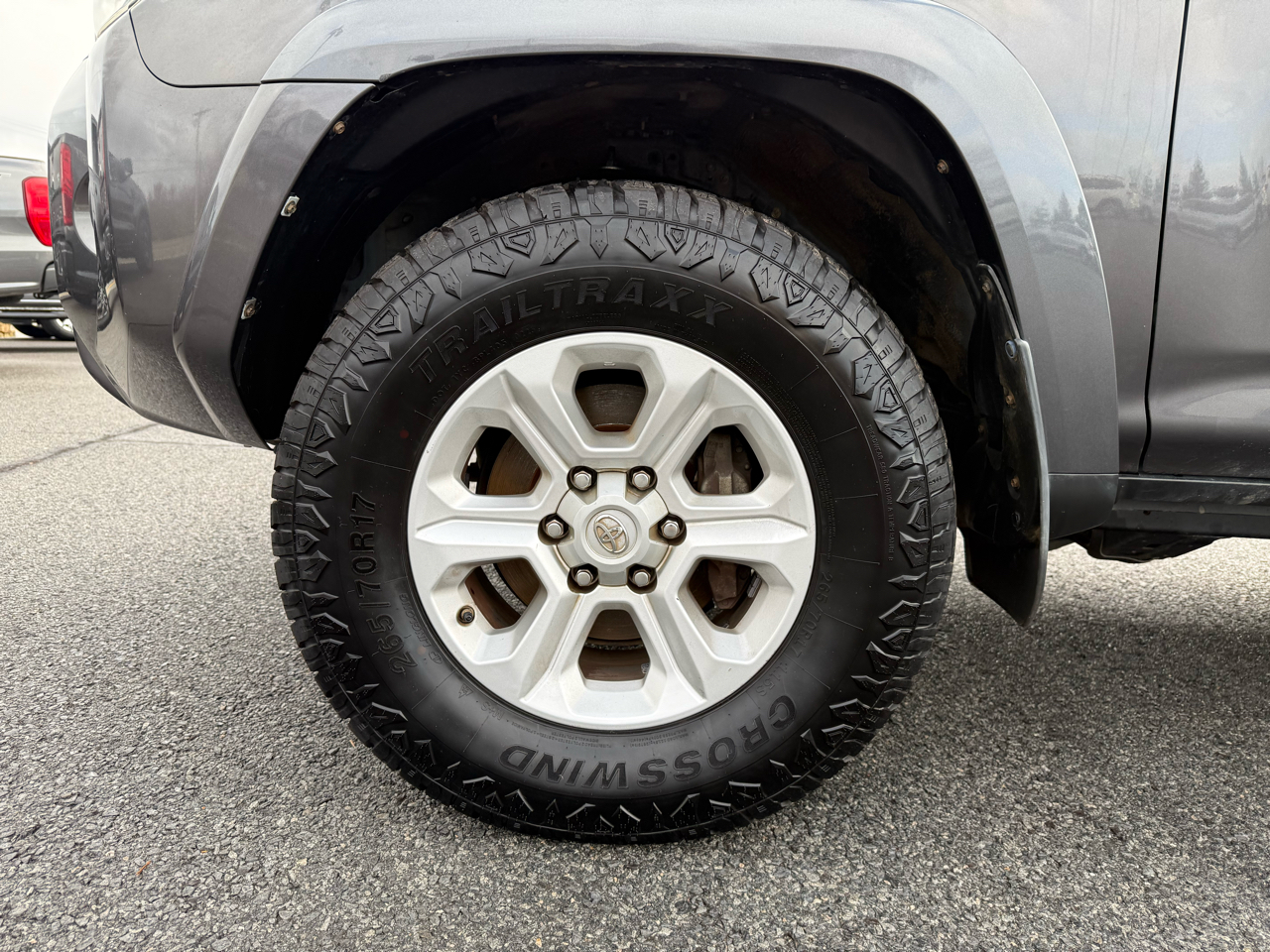 Toyota 4Runner SR5 Premium 2WD (Natl) 2017