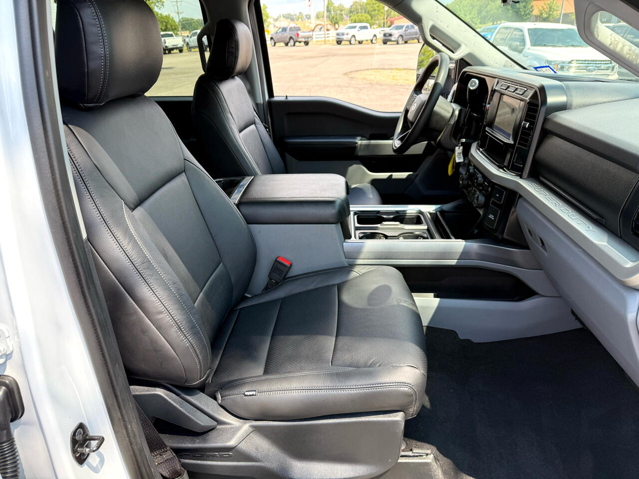 2024 Ford F-250 XLT photo 7