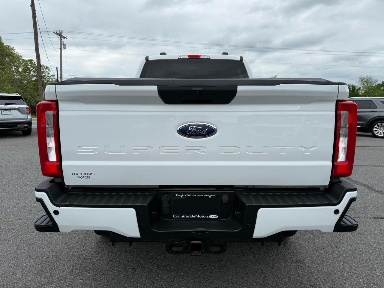 Ford F-250 SD XLT Crew Cab 4WD 2024
