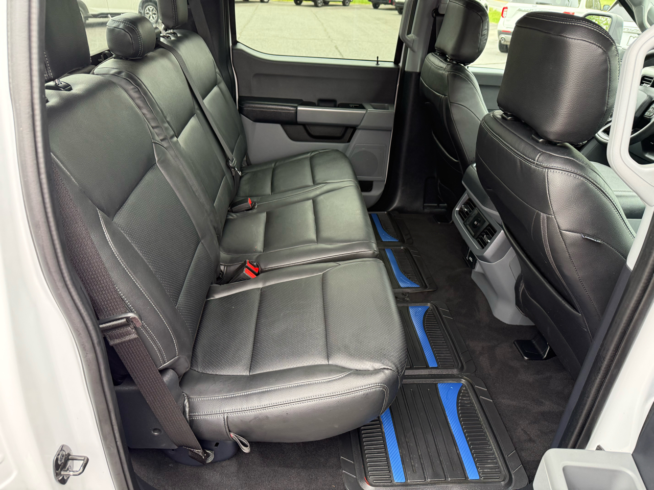 Ford F-250 SD XLT Crew Cab 4WD 2024