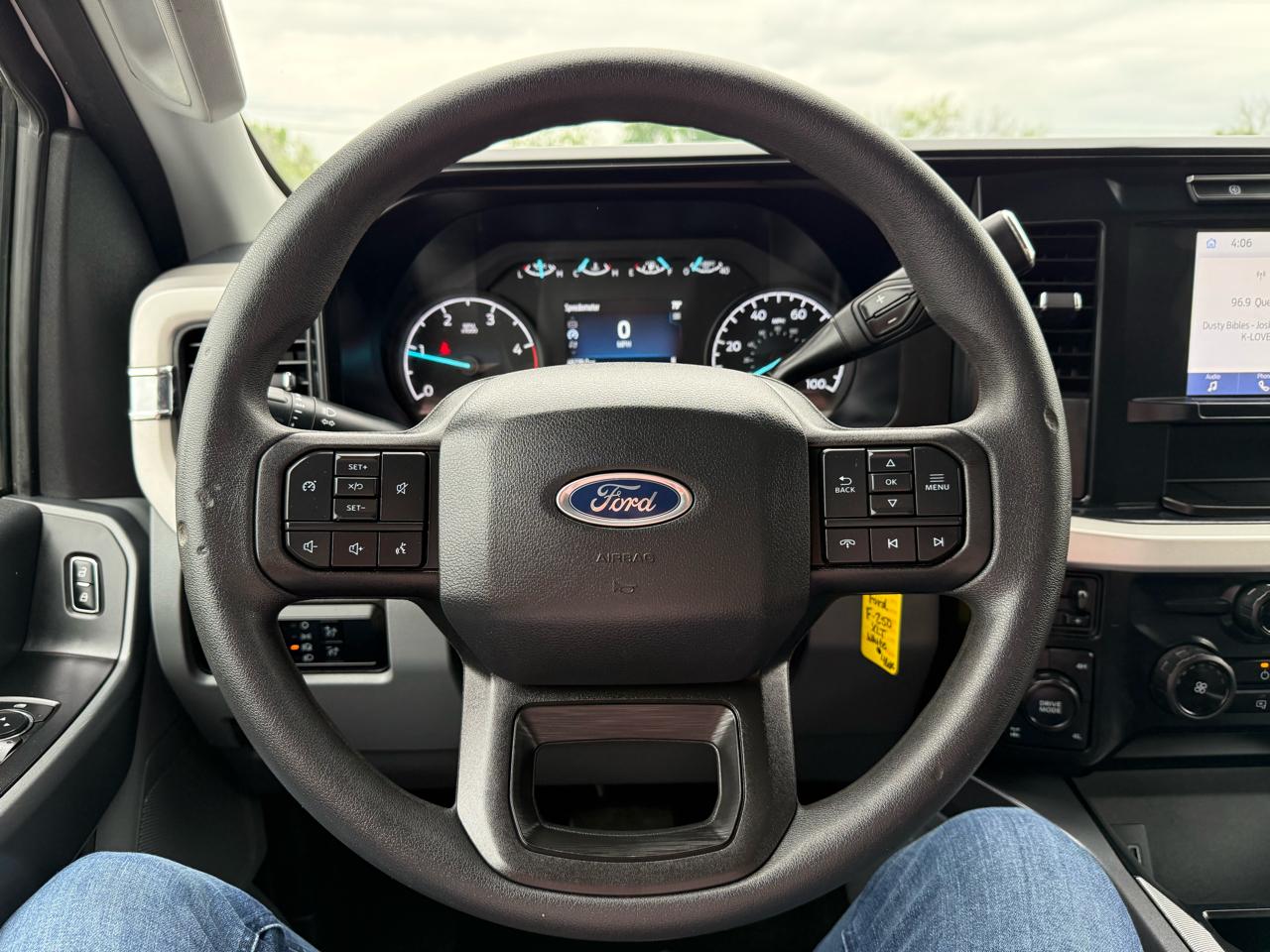 Ford F-250 SD XLT Crew Cab 4WD 2024